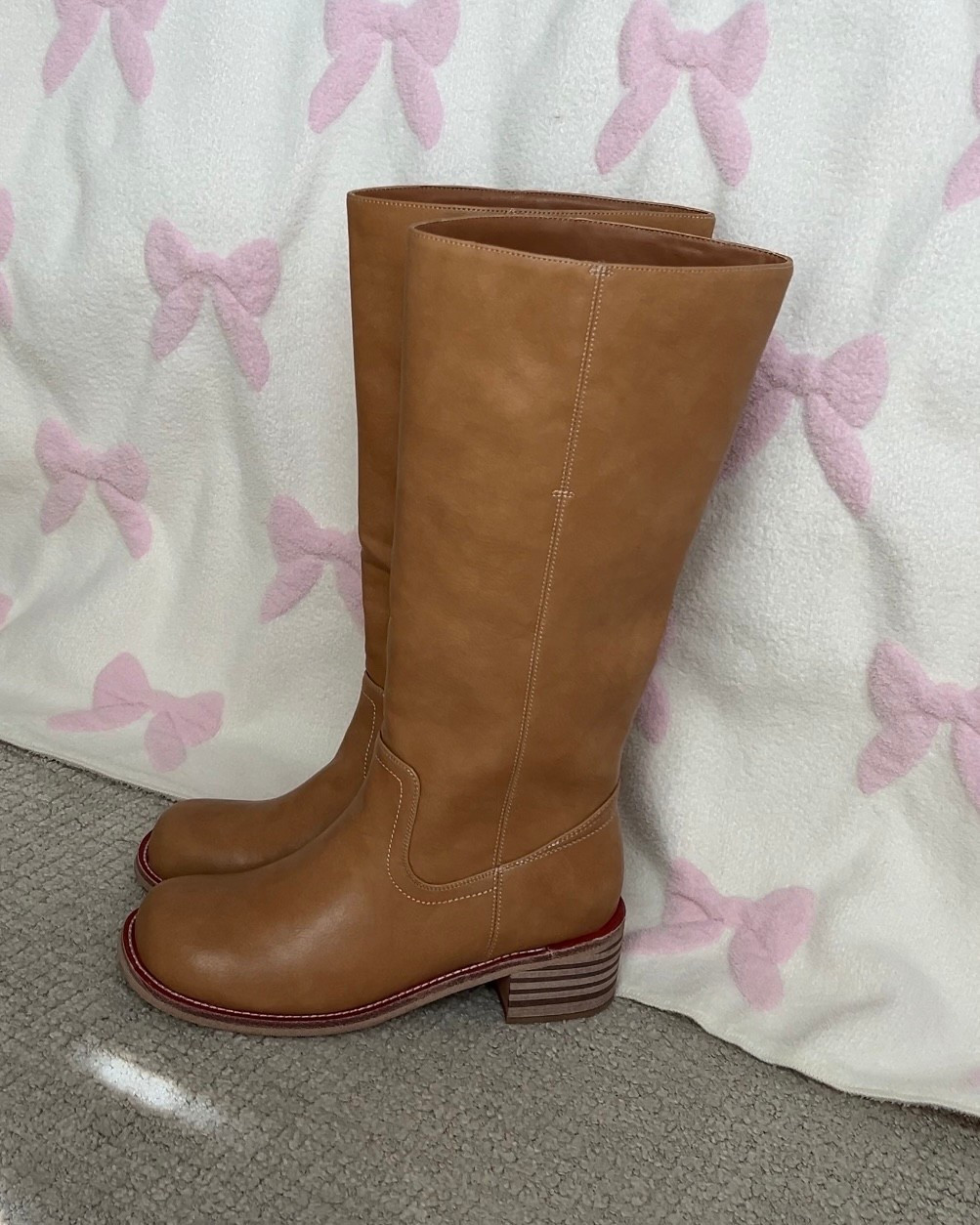 The cutest boots for fall 

#LTKSeasonal #LTKFindsUnder100 #LTKShoeCrush