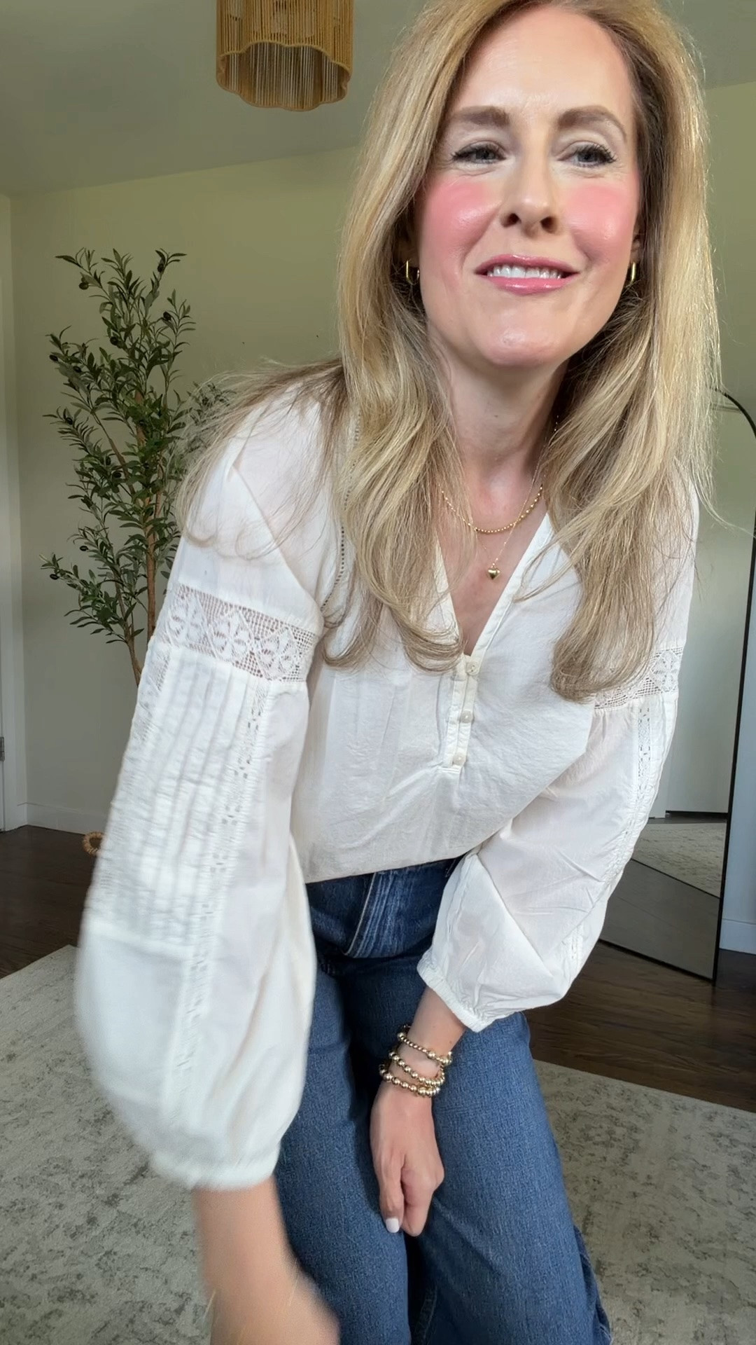 New barrel jeans at Walmart, rigid denim, no distressing, I got my usual size 6 and I’m 5’8”. I really like these. The pockets are a bit bulky just fyi. #walmartfashion

#LTKOver40