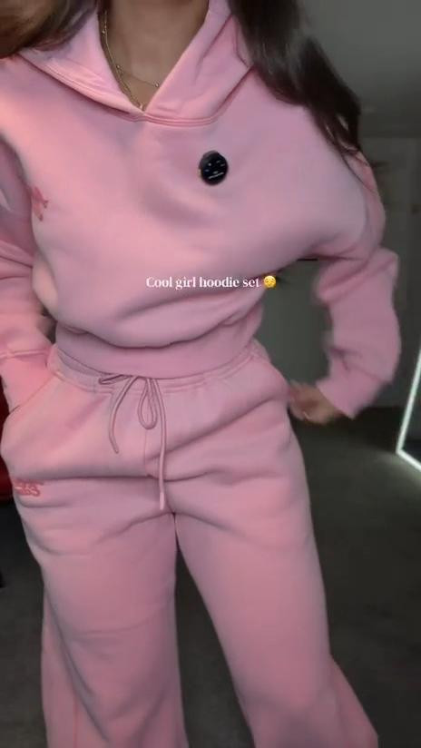 Cool girl vibes meets Barbiecore 💗 Cropped hoodie, wide-leg sweatpants, so comfy. 

 #LTKootd #LTKSeasonal #LTKU
