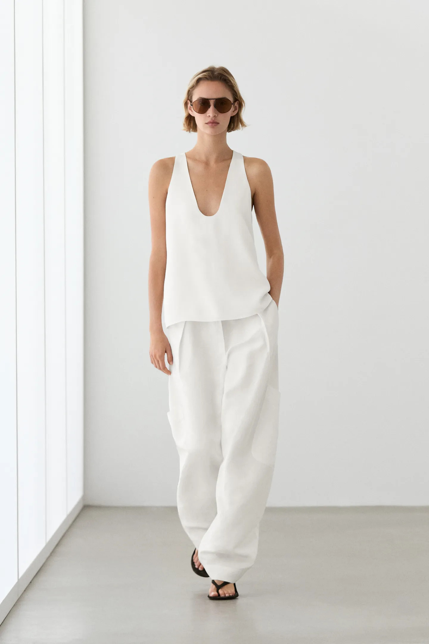 FLOWING V-NECKLINE TOP | Massimo Dutti UK
