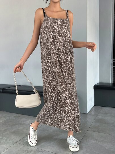 DAZY Ditsy Floral Print Cami Dress | SHEIN