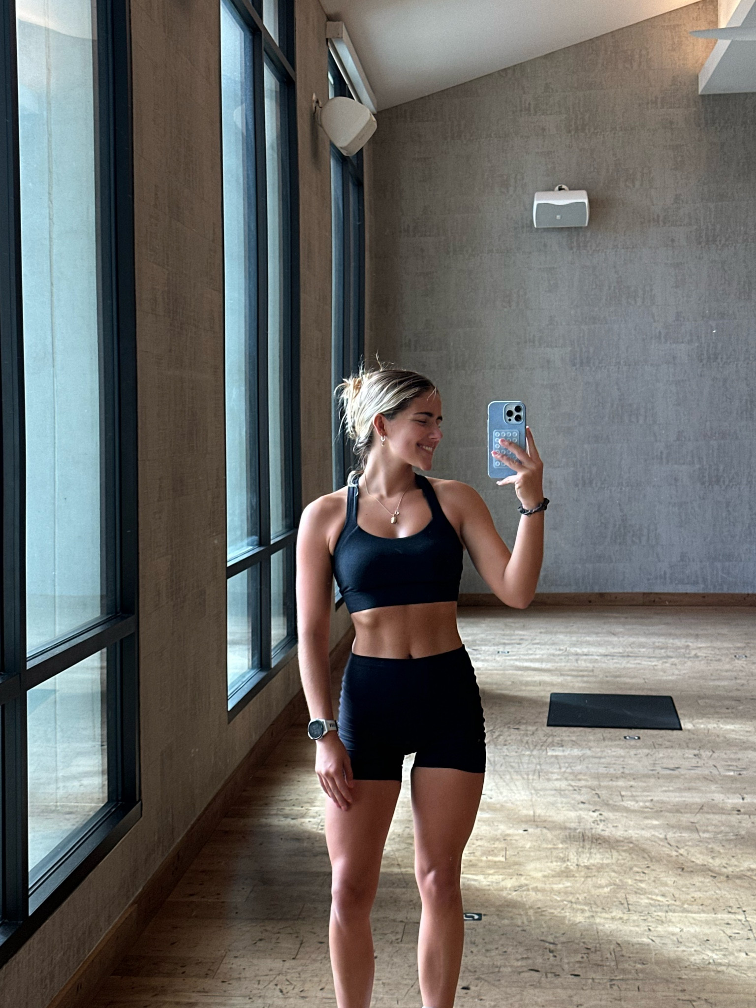 all black gym girl fit 🤍

use code ‘ABI’ at Ptula checkout for $$ off:)

#LTKSeasonal #LTKFindsUnder50 #LTKFitness