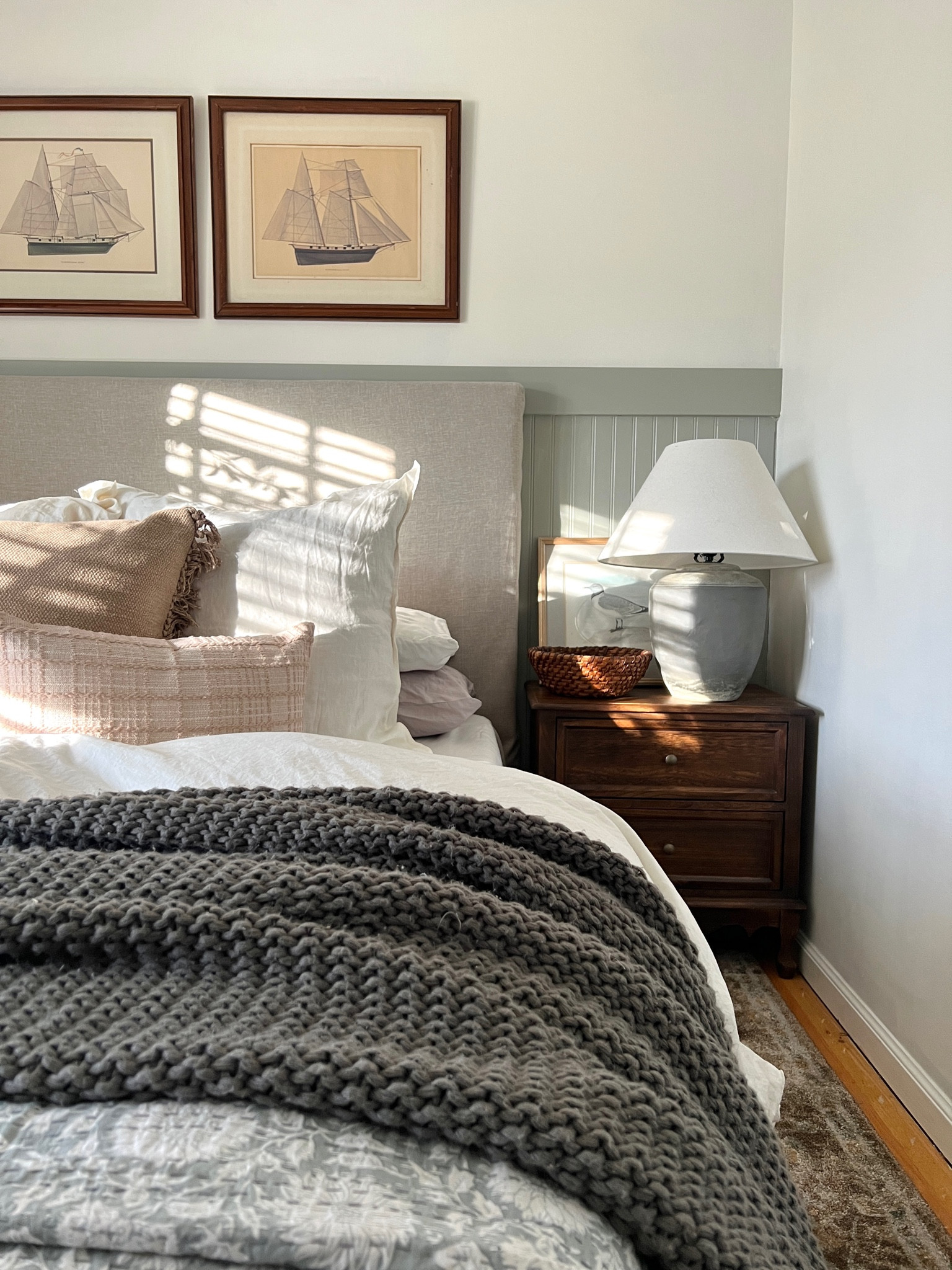 Vintage modern bedroom inspo