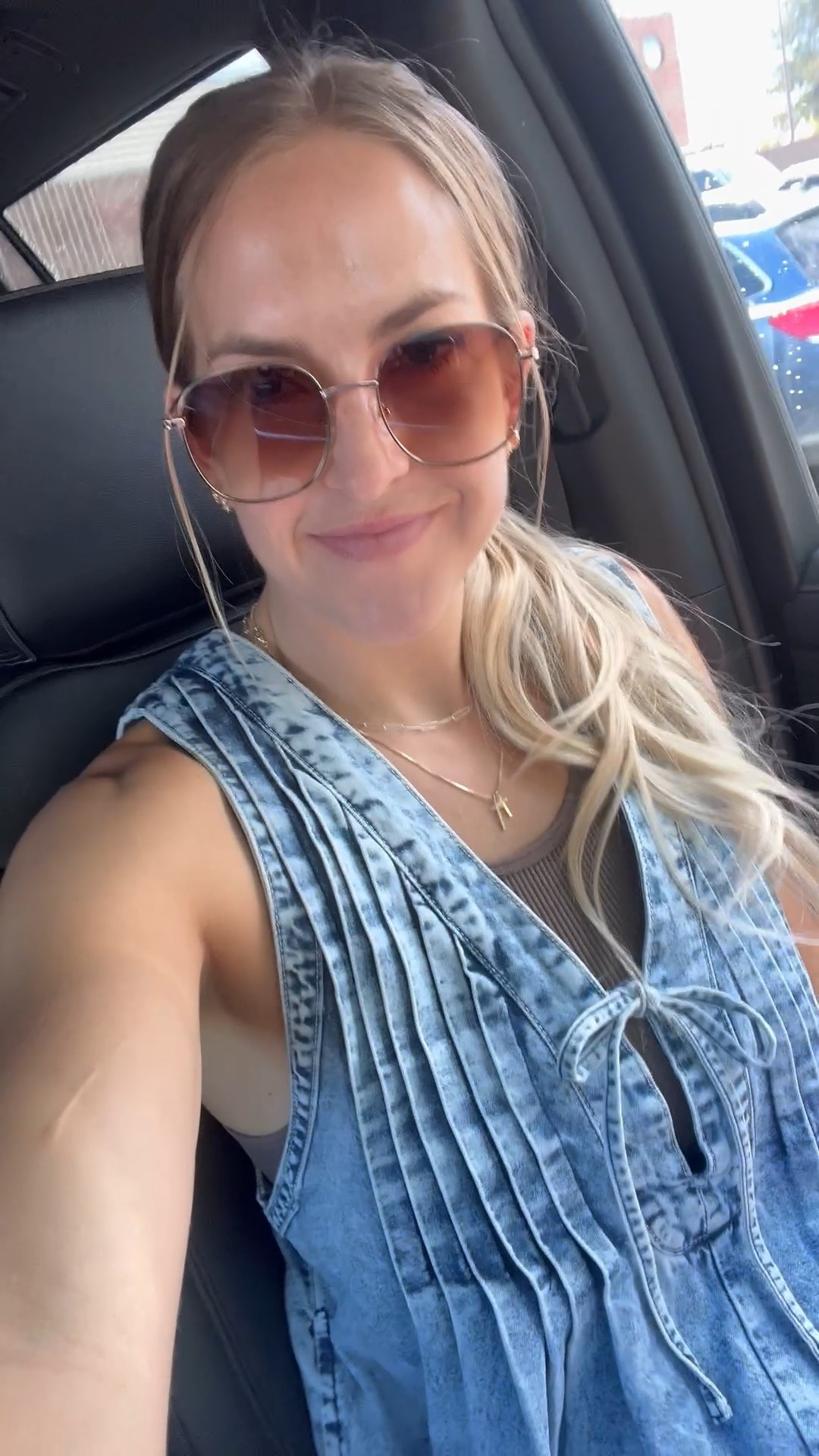 The cutest denim romper that can be worn so many ways!  Dinner date, lunch date or just comfy casual!

Wearing medium for height/length.  5’8 for reference.

#LTKFallSale #LTKStyleTip