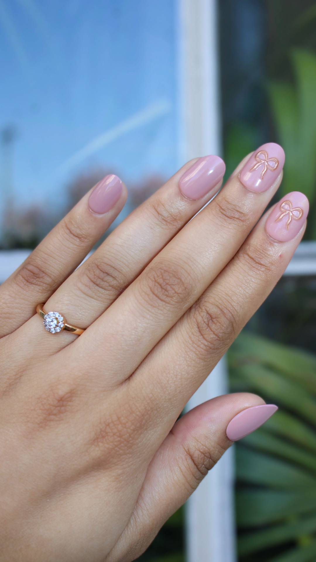 • Take A {Bow}ment 🎀 •

Can we take a moment for these nails? A gorgeous mauve pink shade in a chic oval shape with gold chrome bow accent nails that add the sweetest little detail! And the best part - they’re press ons and only $11! ✨

press on nails, mauve nails, bow nails, gold chrome nails, bow accent nails, affordable pressons, press on manicure, press on mani


#LTKBeauty #LTKSeasonal #LTKgrwm