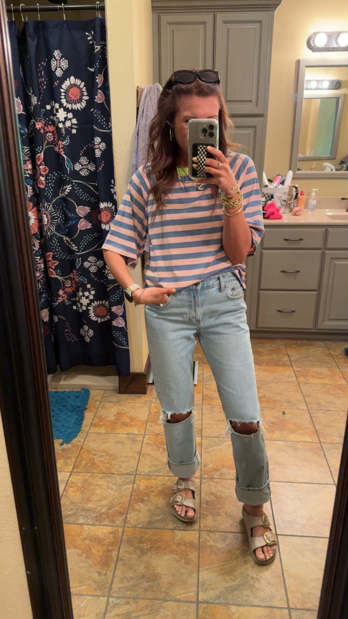 Casual Spring Vibes!  I own this top in multiple colors. So good! 


Wearing size small in top size 27 in bottoms ( need size 26) 
5’4 , Small, waist 25/26, Size 2/4

Amazon | Abercrombie | spring ootd | denim | cuffed | style inspo | tee | stripes 

#LTKOver40 #LTKSaleAlert #LTKStyleTip