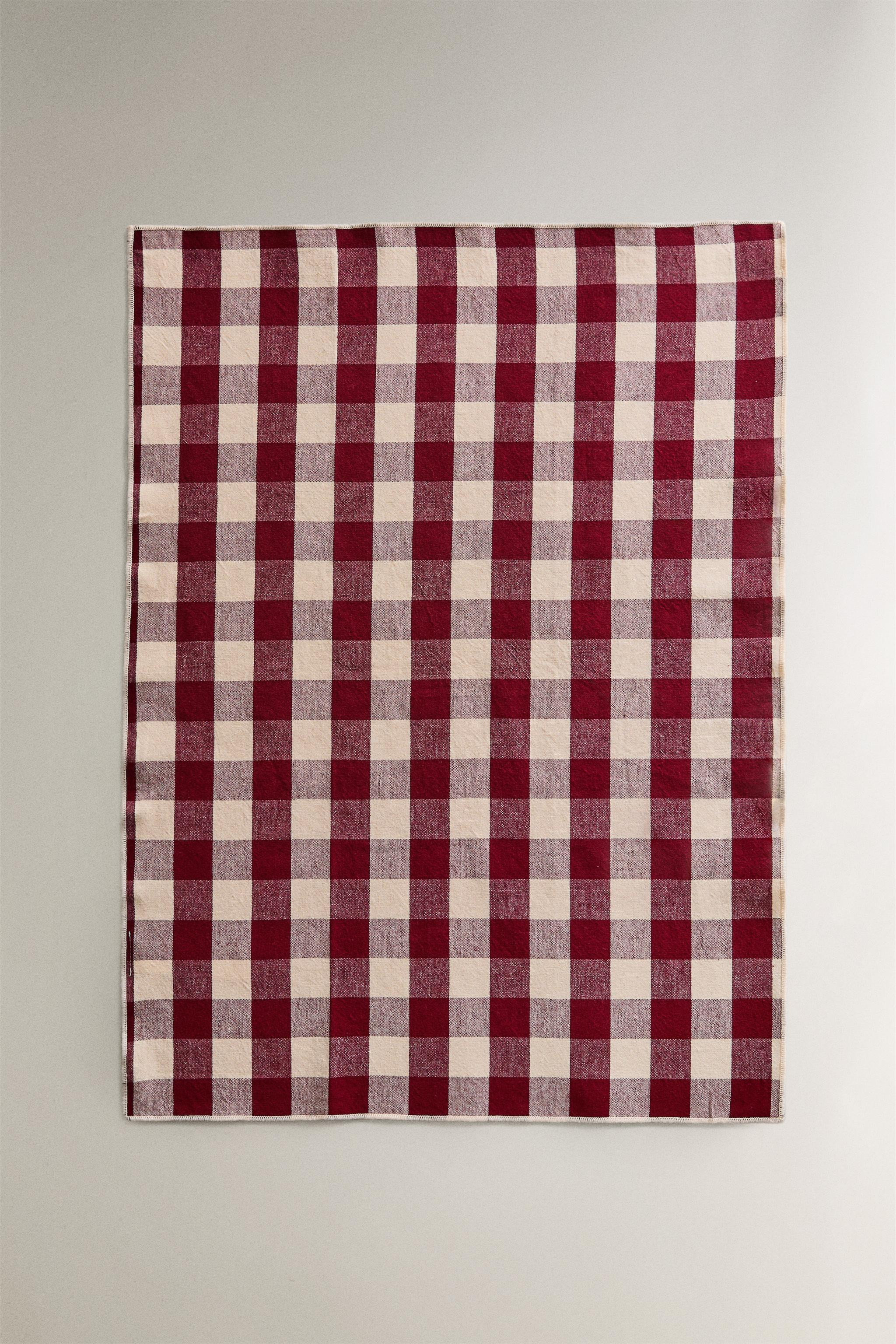 SET OF LARGE CHECK COTTON KITCHEN TOWELS (SET OF 2) | Zara US