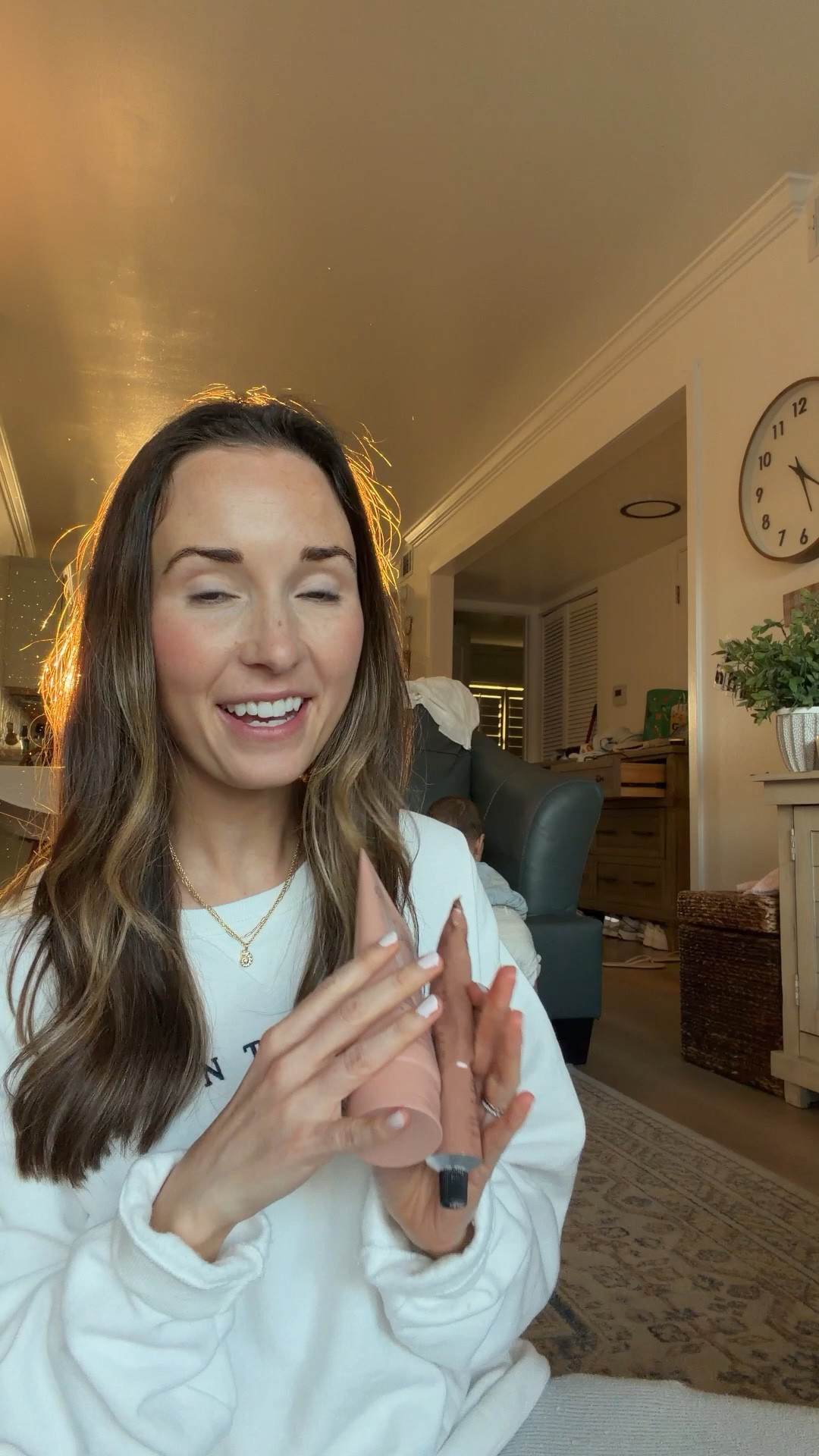 One of the best self tanners I’ve ever used. Luxe unfiltered buildable lotion. Doesn’t smell like tanner at all and Has the best vanilla scent! 