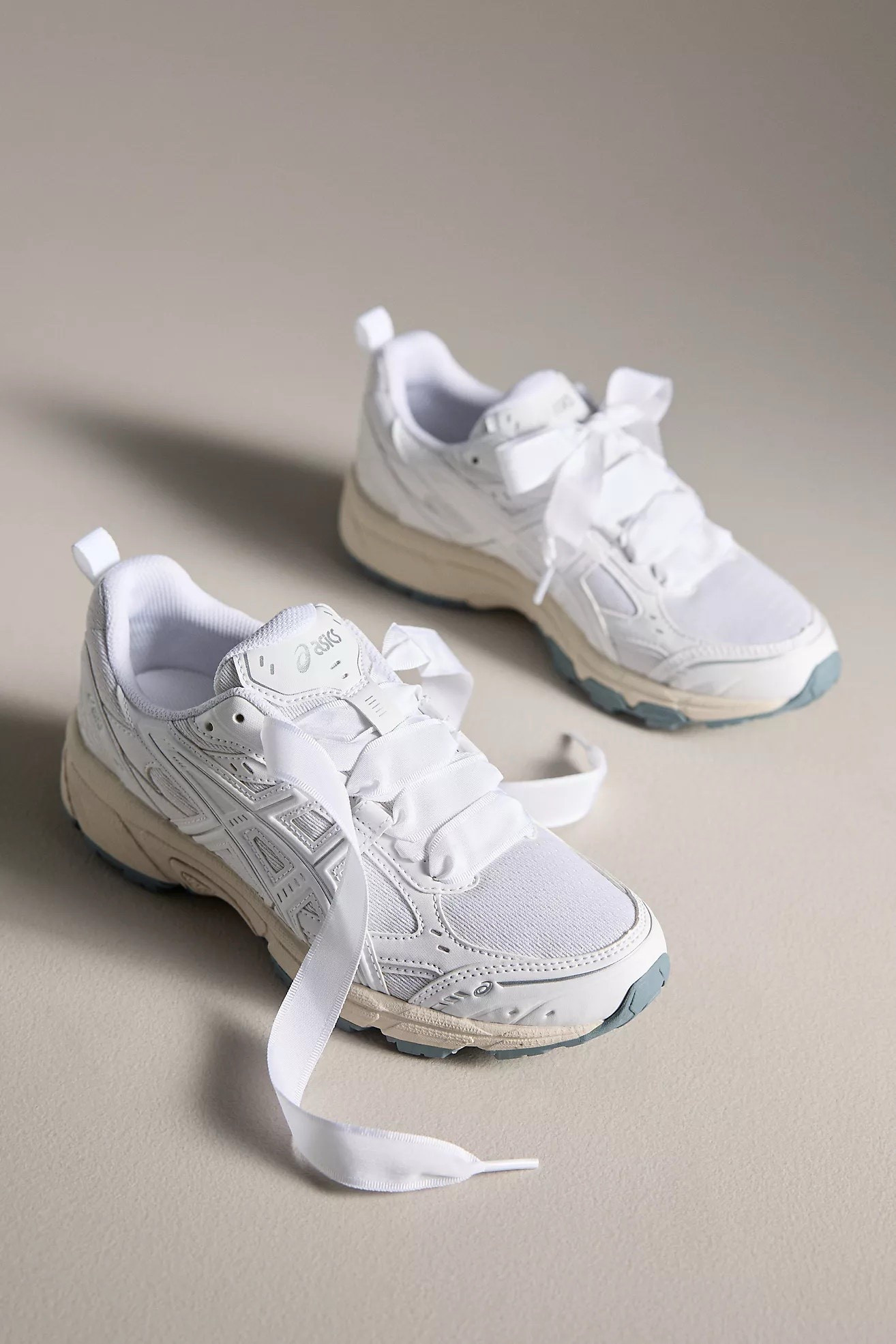ASICS
ASICS GEL-Nunobiki Sneakers

#LTKActive #LTKStyleTip #LTKShoeCrush