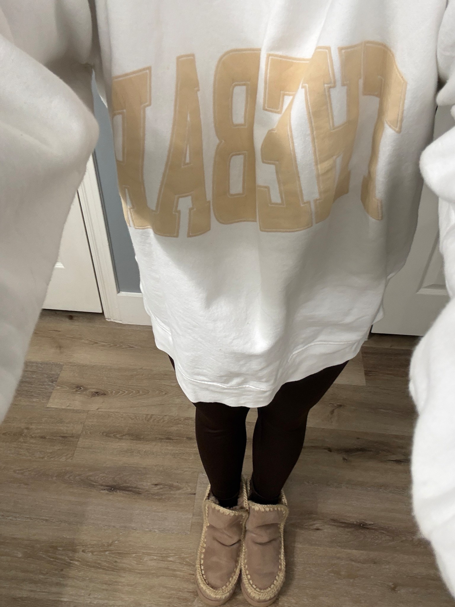 It dropped a whopping 40 degrees here in Texas within 24 hours! It’s crazy! But wanted to share my cozy OOTD! I linked what I could and some similar items as well! 

#LTKMidsize #LTKSeasonal #LTKootd