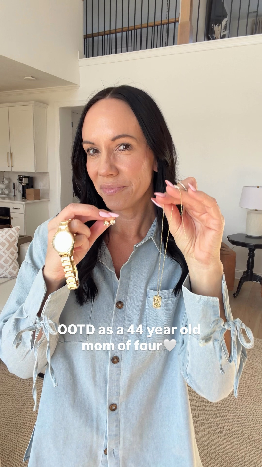 Love a good jean and leopard combo 👌🏼

Add a little gold jewelry and it’s perfection. 
I wear these pants on repeat because they’re so easy and ridiculously comfy. A new style just dropped so I linked both! 🔥

#LTKOver40 #LTKootd #LTKmomlife