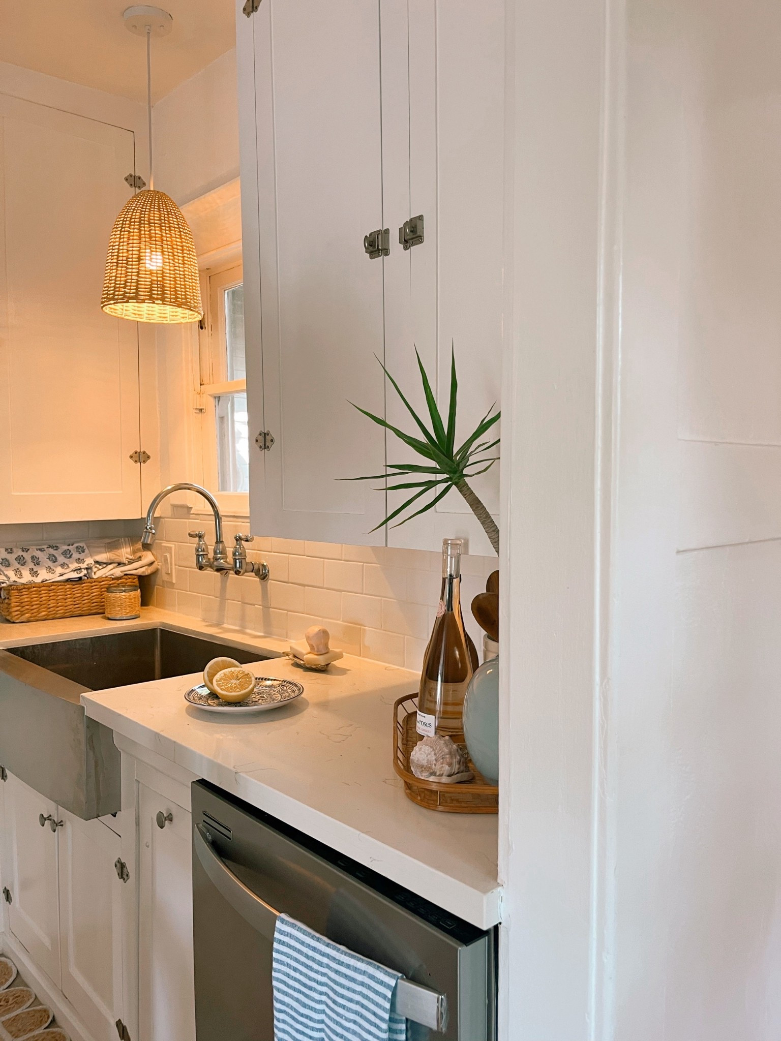 Favorite kitchen rattan pendant lights for a coastal spring and summer decor update

#LTKSaleAlert #LTKHome #LTKmomlife