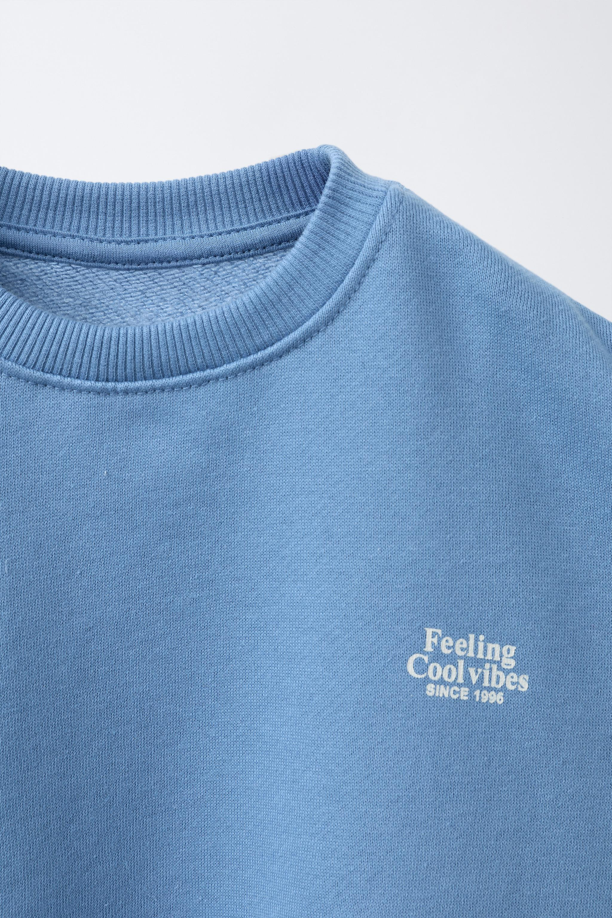 SWEATSHIRT MIT SCHRIFTZUG | Zara DE