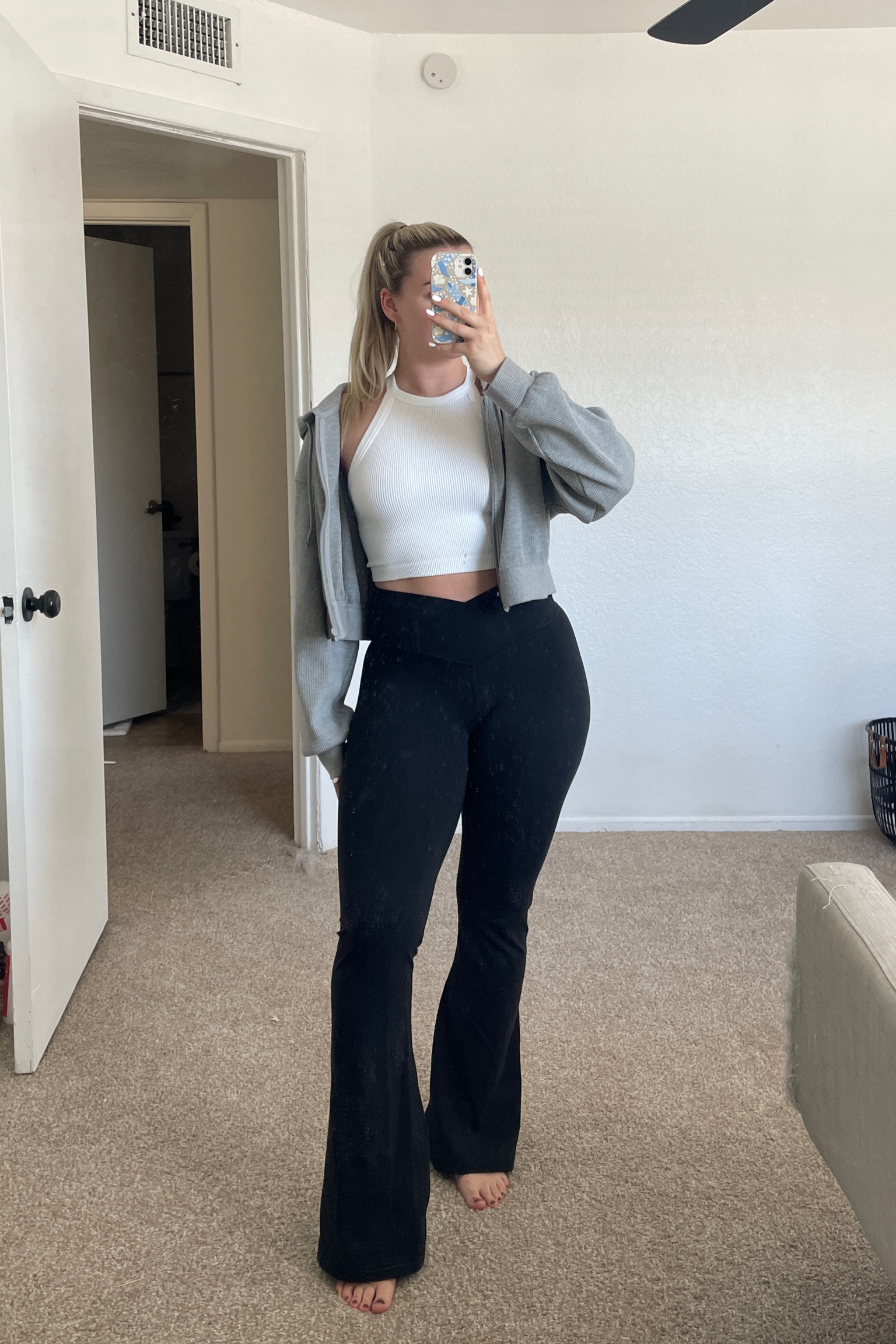 Cute and comfy athlesure outfit for spring 🌸 

#LTKfindsunder100 #LTKSeasonal