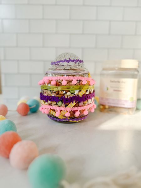 Glass egg makeover and Easter snack 