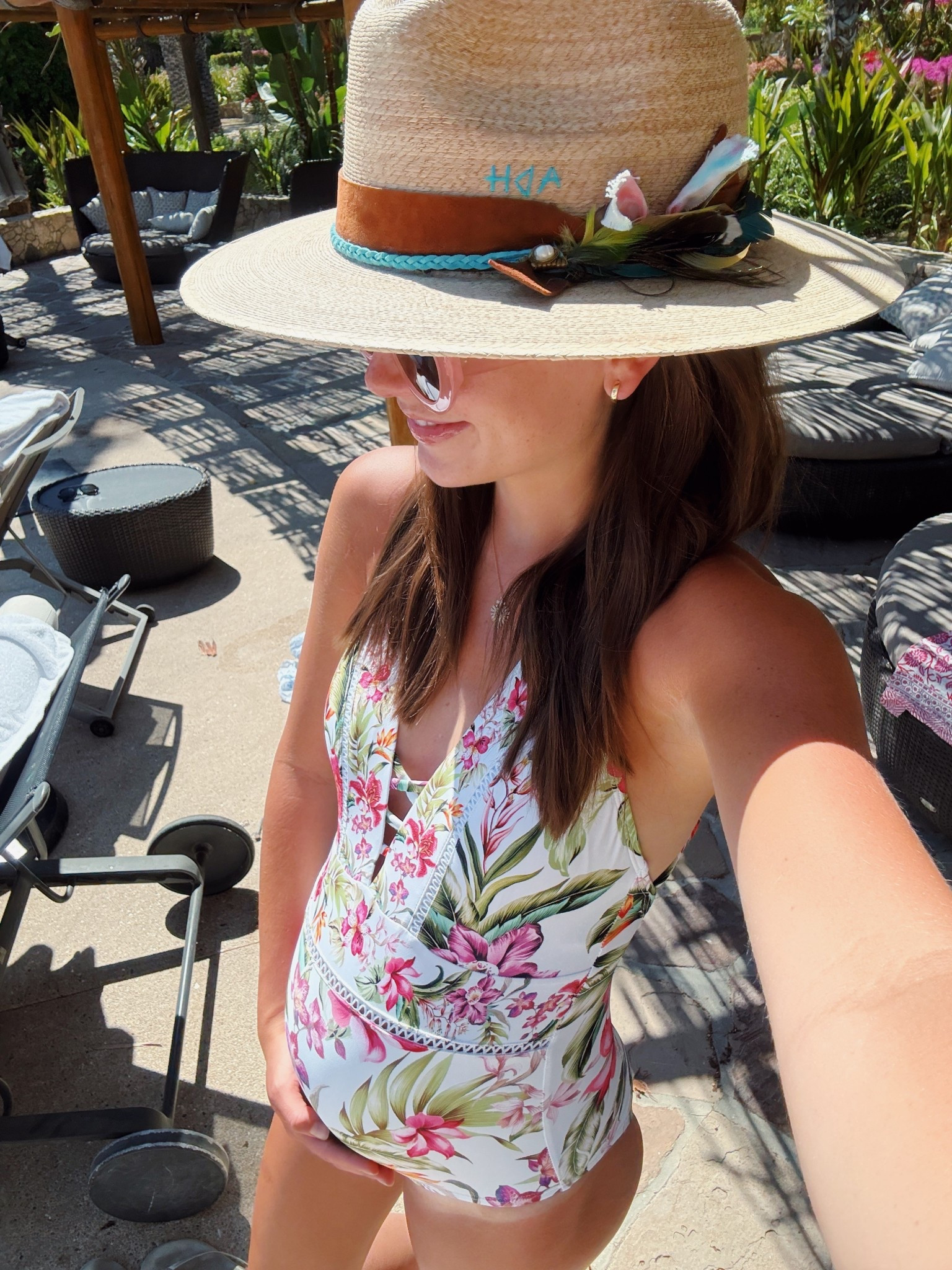 Tts wearing a 4 !!! 

#LTKBaby #LTKStyleTip #LTKU