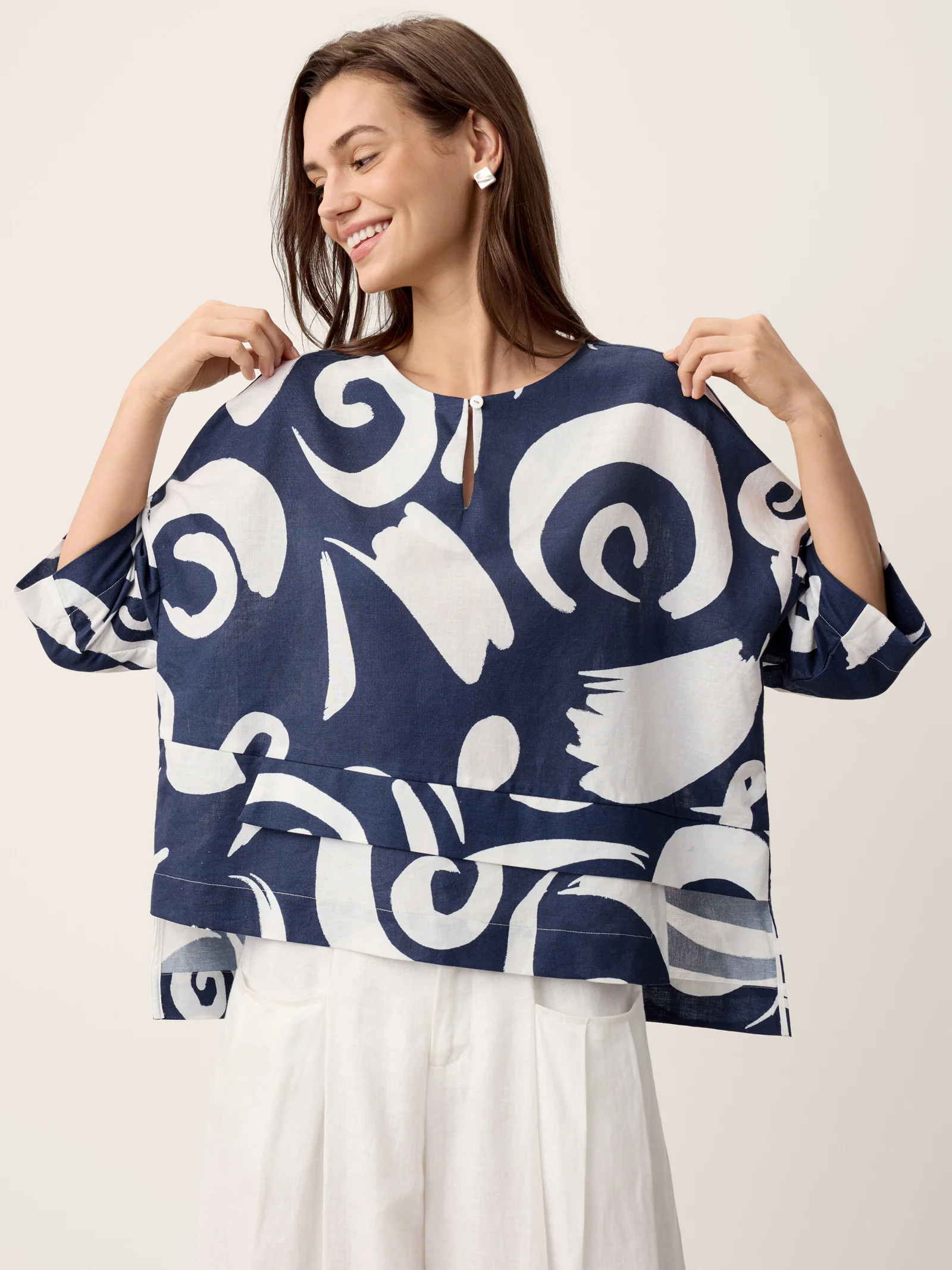 Linen Layered Asymmetric Top NOREEN | LINTICO