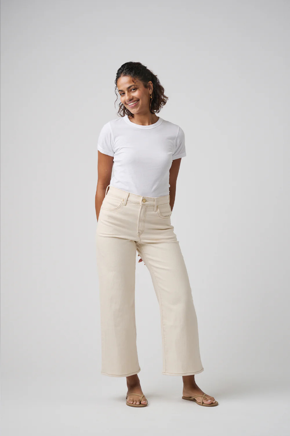 The Malibu Wide Denim Cropped | White Sand | elims denim