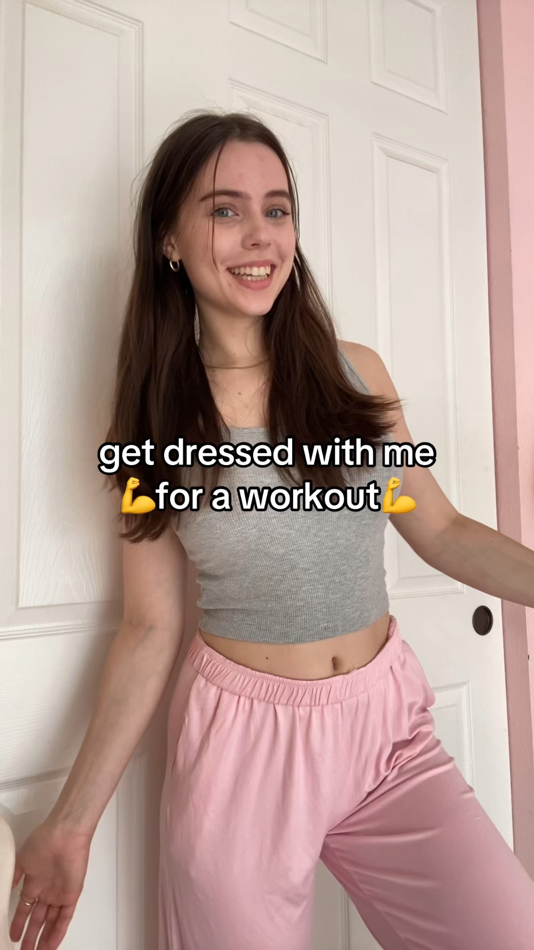 Get dressed with me for a workout!💪💕 

Workout outfits / activewear outfits / fabletics / black leggings outfits


#LTKFitness #LTKFindsUnder100 #LTKVideo