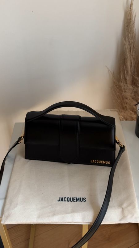 20% OFF!!! 

If you’re looking for a beautiful, timeless designer handbag, RUN!!! Whether dressed up or down this bag will go with anything! 

20% off ends midnight on 6th November 2023. 



#bag #handbag #designerbag #luxury #highend #timelessbags #classic #jacquemus #newin #sale #affordable #designer #styletips #christmasgifts #giftsforher #flannels #luxurygifts #bags #chic #style #handbags #blackbag #everydaybag #unboxing #affordableluxury #firstdesignerbag #gifts #christmas 

#LTKeurope #LTKSeasonal #LTKsalealert