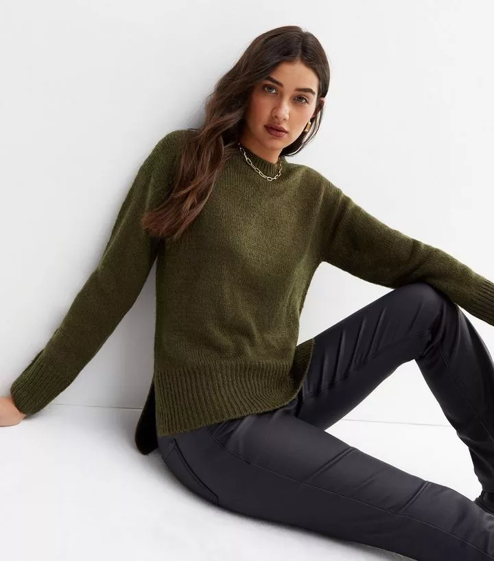 Khaki crew 2024 neck jumper