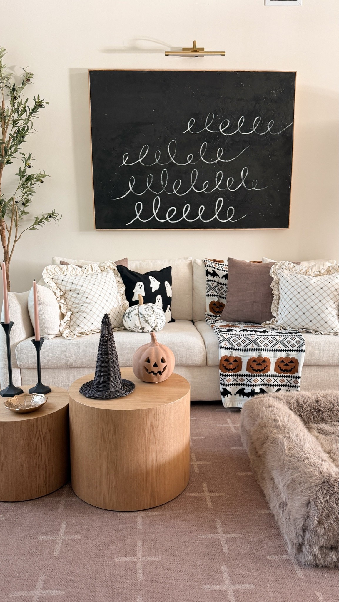 Halloween Home Finds

#LTKSeasonal #LTKHome