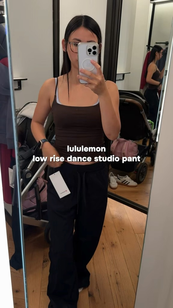 these new lululemon low rise dance studio pants are actually so good and I didn't think I'd be liking anything low rise any time soon. 

These are an oversized relaxed fit so I sized down 1 size to get a more fitted look. I like that they changed the gusset inseam so it's not as short and you could pull these up to be high rise too! 

Wearing size XXS

#LTKcanada #LTKfall #LTKfitness