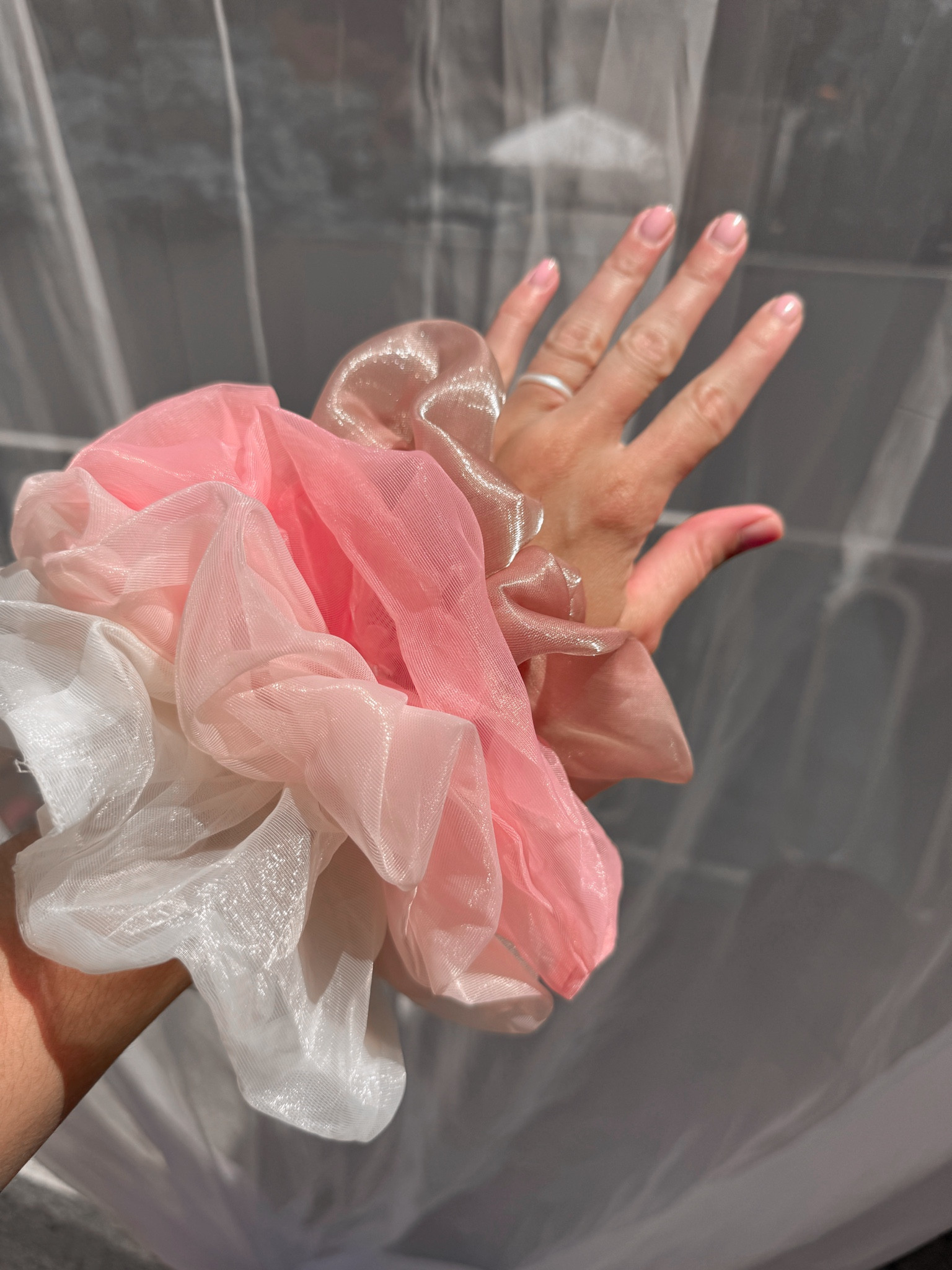 Easy and cute summer hairstyle 🌸
I just put my hair in a bun secure it with an elastic bobby pins or a small hair clip and then add my oversized scrunchie.

summer hair inspo 
Summer hairstyle 
Summer updo
Easy summer hairstyles  #LTKSeasonal 


#LTKbeauty #LTKsummer #LTKstyletip