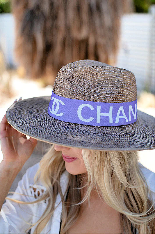 Item #11 | Glitzy Bella