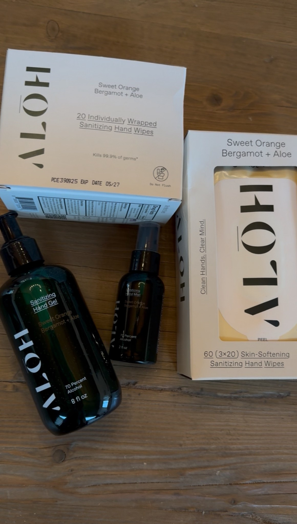 Must-have for moms on the go! Their sanitizing products are not only clean but they smell amazing! Love that the wipes are also moisturizing 