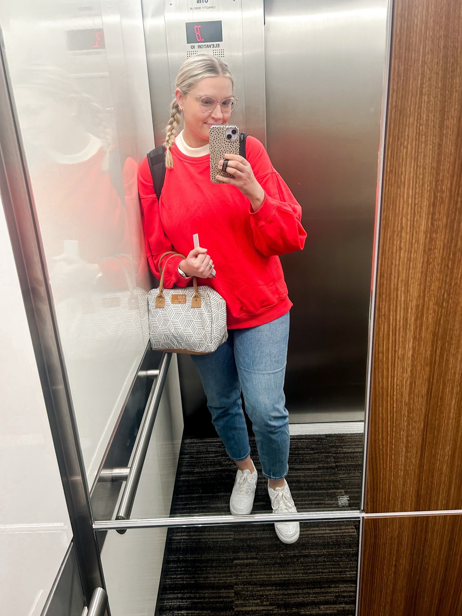 My favorite cozy sweatshirt that you can dress up or down!
Viral Aerie Sweater

#LTKHoliday #LTKdayinmylife #LTKGiftGuide