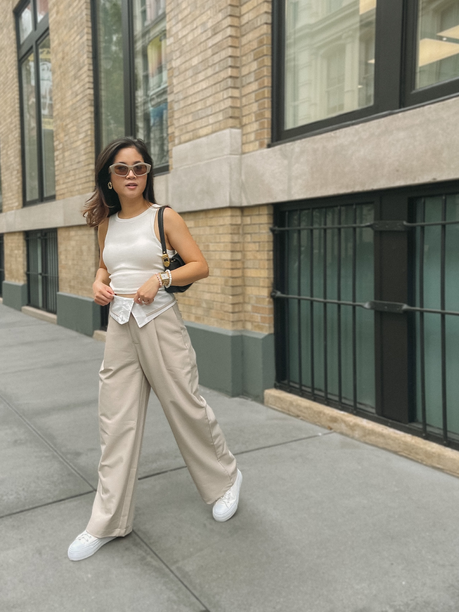 Fall Outfits idea with cream cropped top from Uniqlo and beige color white leg pants from Commense 🫶🤎🍂 

#LTKtravel #LTKstyletip #LTKSeasonal
