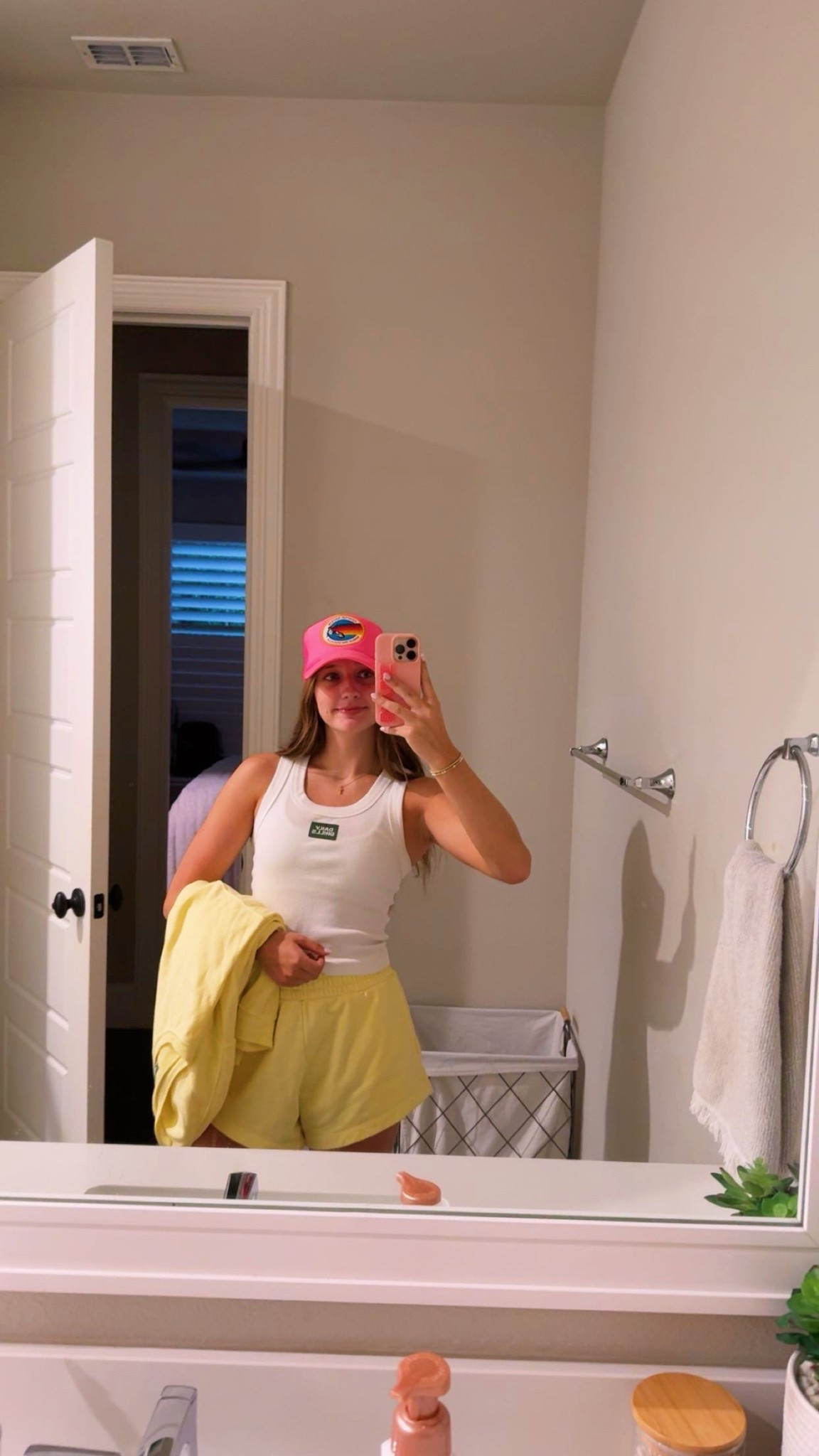 Summer travel fit!! Xs/small everything!! 

#LTKTravel #LTKSummerEdit #LTKActive