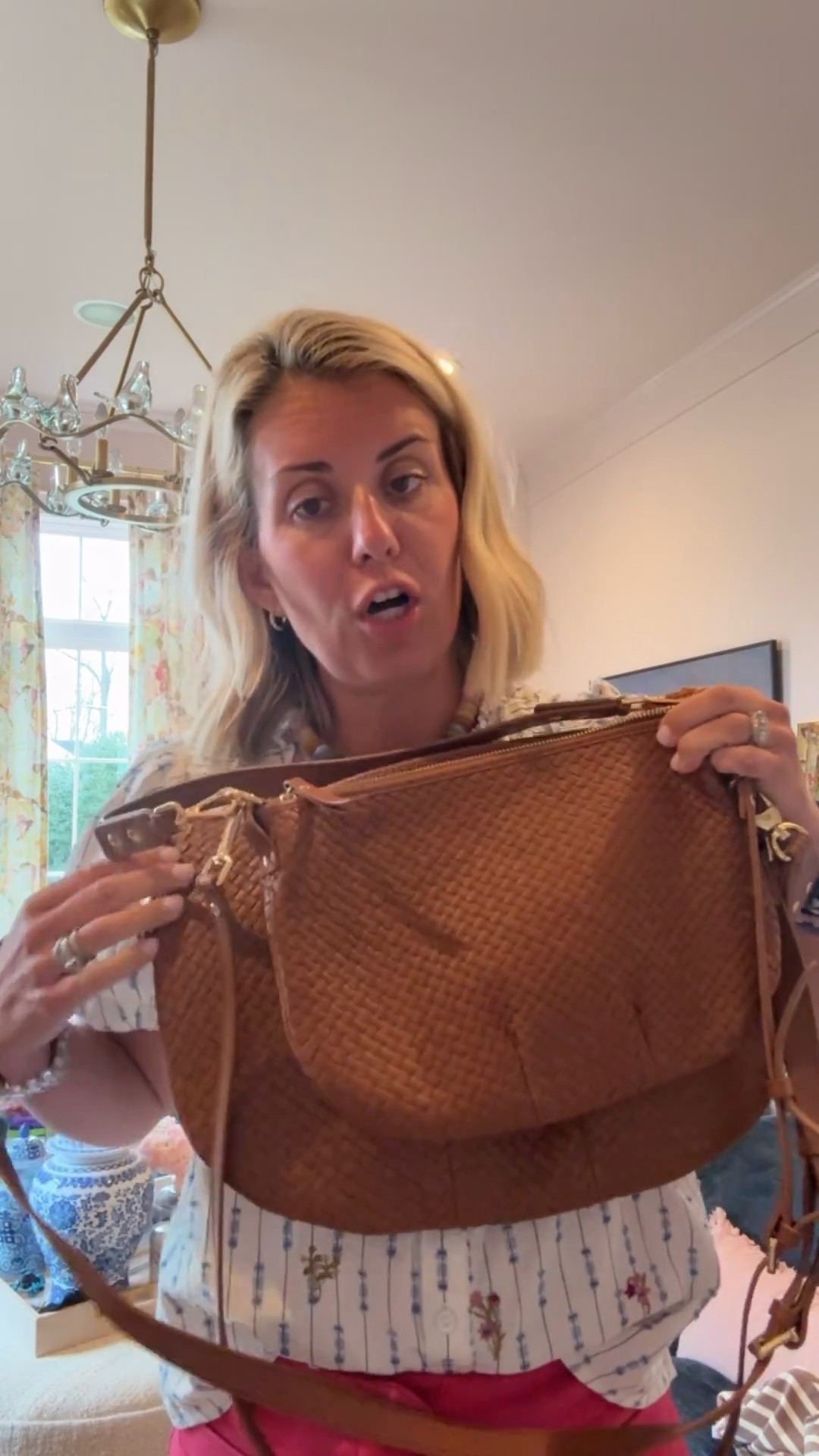 The best handbags at the best prices



#LTKTravel #LTKootd #LTKmomlife