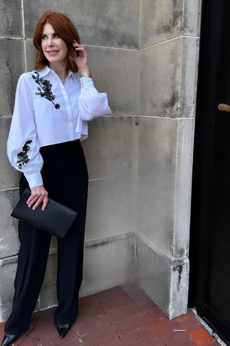 This poplin cropped top isembellished with the mostbeautiful sequin florals! It's such a statement piece! Don't miss out on it, on the cinqasept Friends & Family sale! March 18-25

#LTKsalealert #LTKstyletip #LTKworkwear