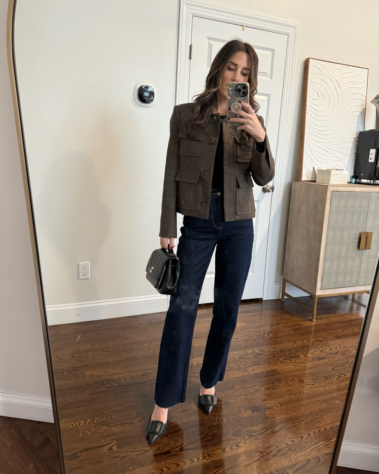 Saturday night dinner! Loving a dark wash denim for nights out!