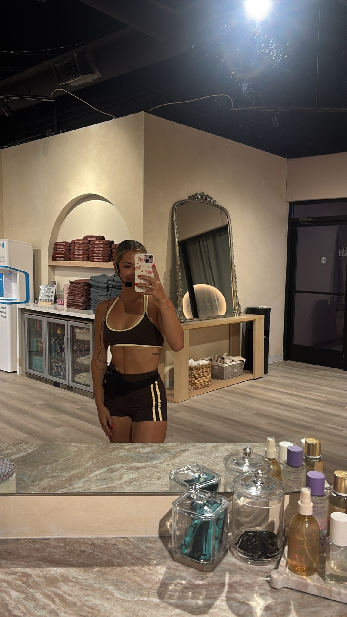 found ANOTHER affordable set for less than $20 and it’s definitely my new go-to🤎💛

#LTKActive #LTKootd #LTKSaleAlert