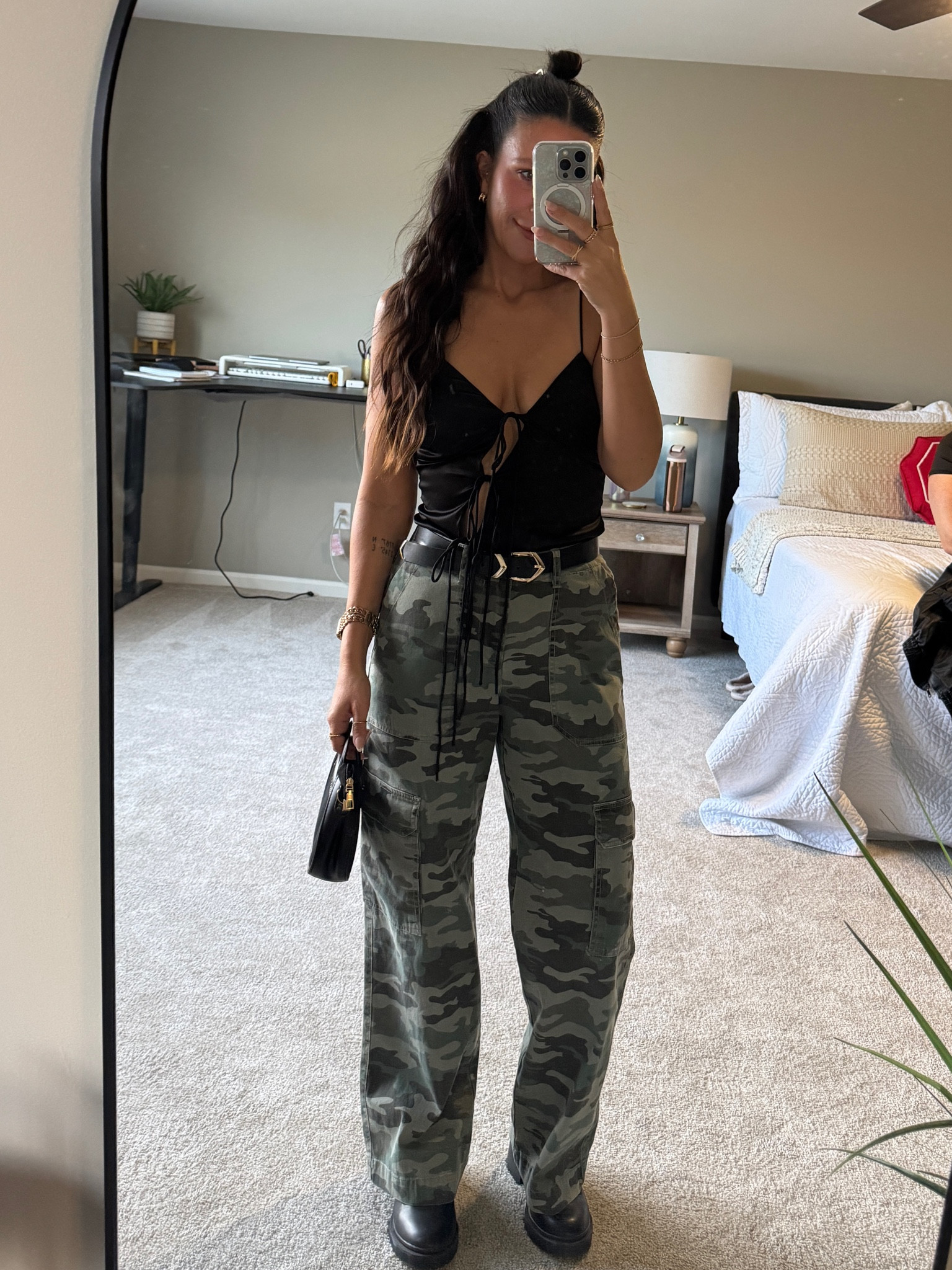 Top: Small
Pants: 6


#LTKFindsUnder50 #LTKSaleAlert #LTKStyleTip