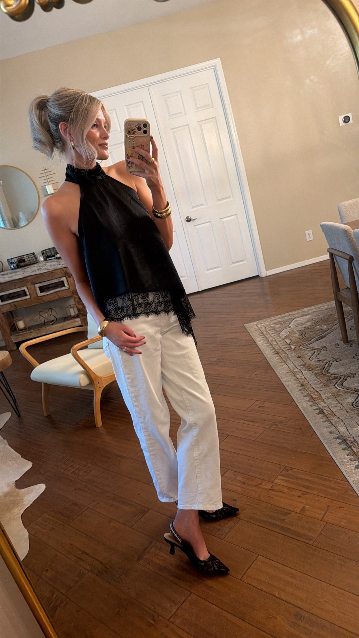 Lace a-symmetrical halter neck top 🖤

#LTKdayinmylife #LTKgrwm #LTKootd