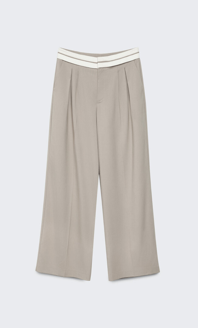 Trousers with turn-down waist | Stradivarius (UK)
