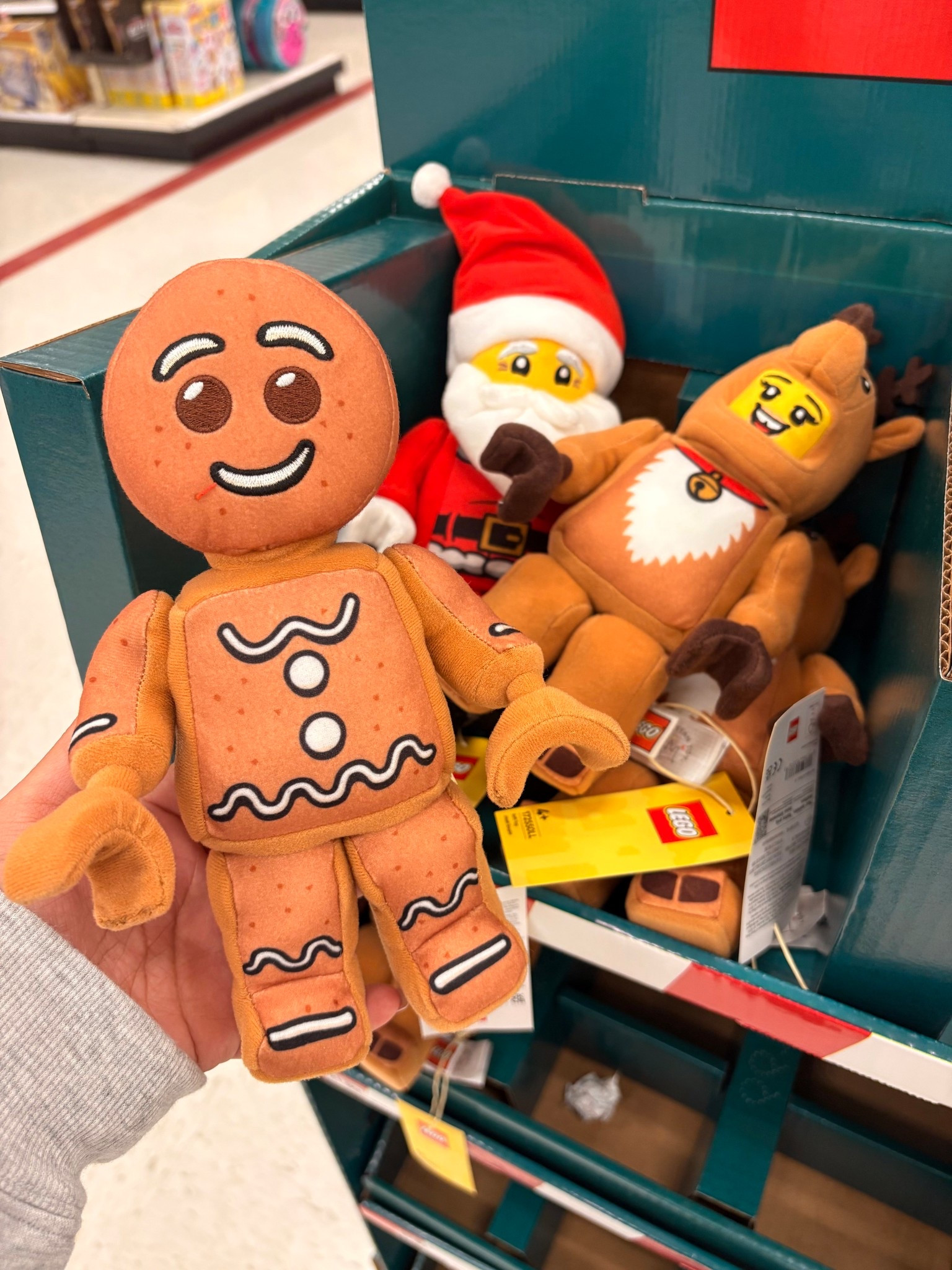 LEGO Minifigure 10” Plush Characters! At Target 

#lego #plush #characters #xmas #christmas #gingerbreadman #santa  #reindeer #chrismtasgift #plush #target #targetfinds

#LTKKids #LTKGiftGuide #LTKHoliday