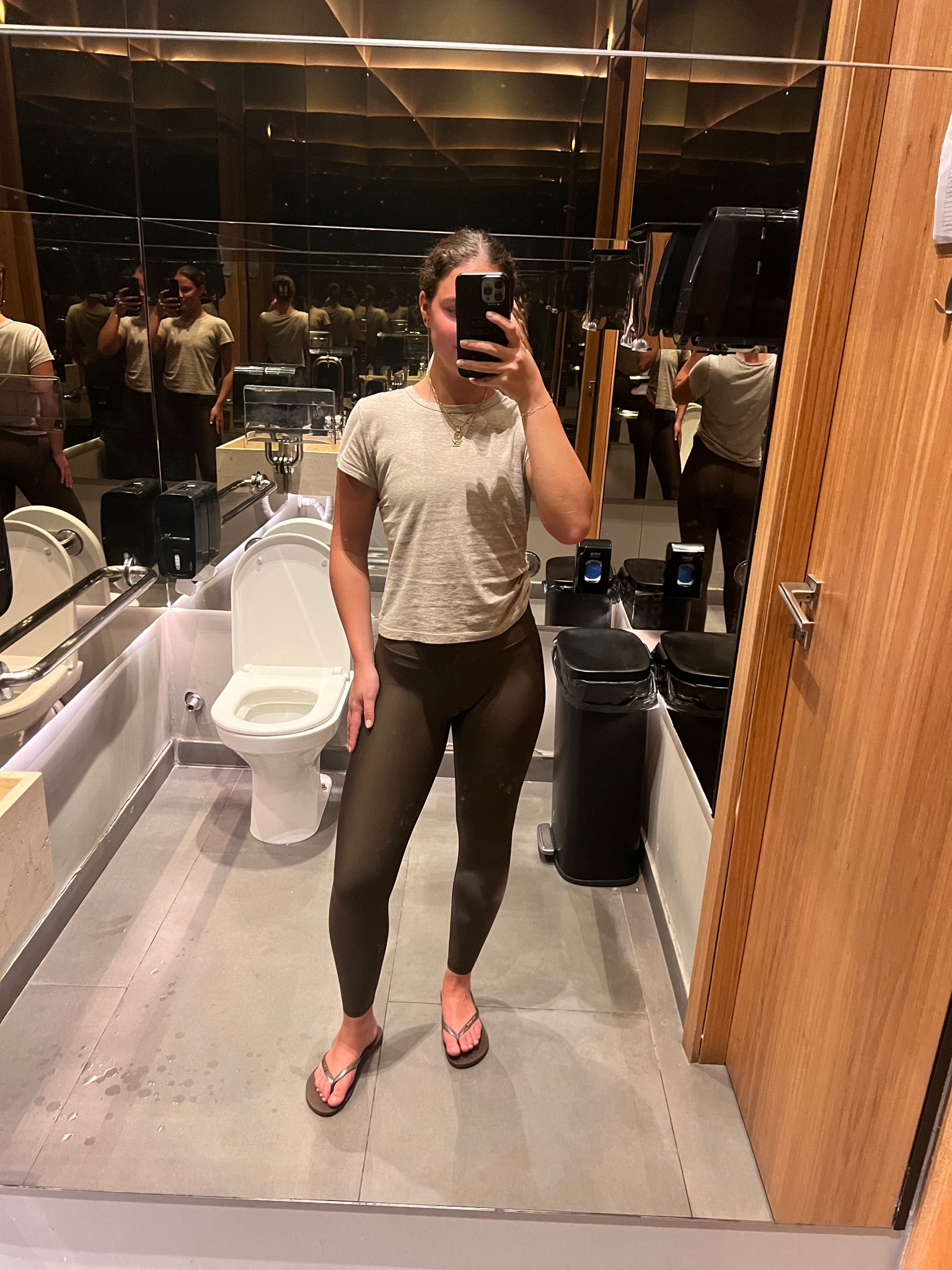 AIRPORT OOTD
Officially a Havaiana addict

#LTKStyleTip #LTKTravel #LTKSeasonal