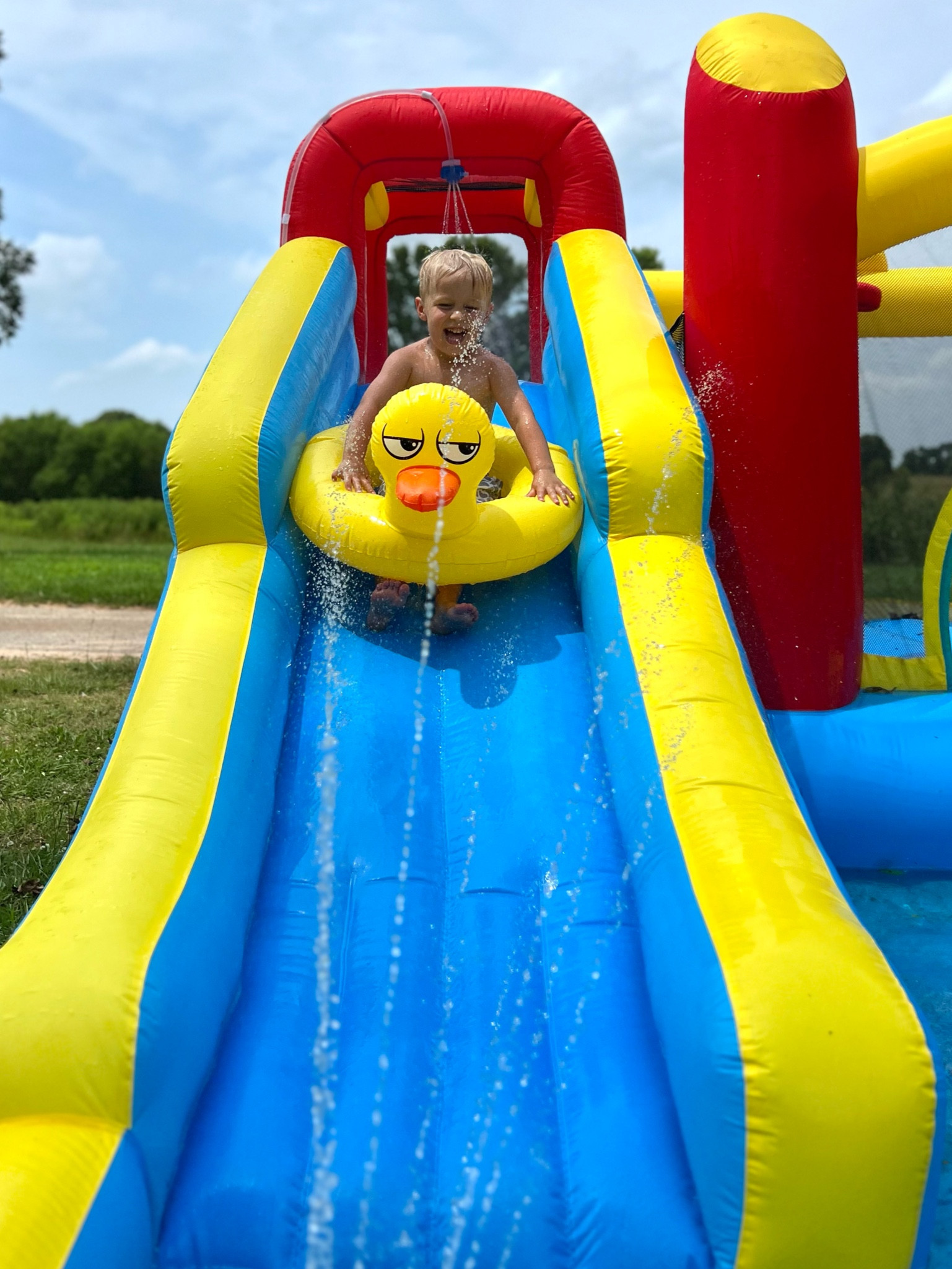 10/10 recommend this waterslide for your littles!