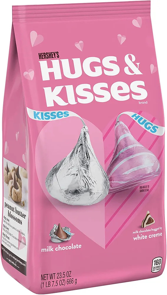 HERSHEY'S HUGS & KISSES - Caramelos surtidos de chocolate con leche y crema blanca, día de San V... | Amazon (US)