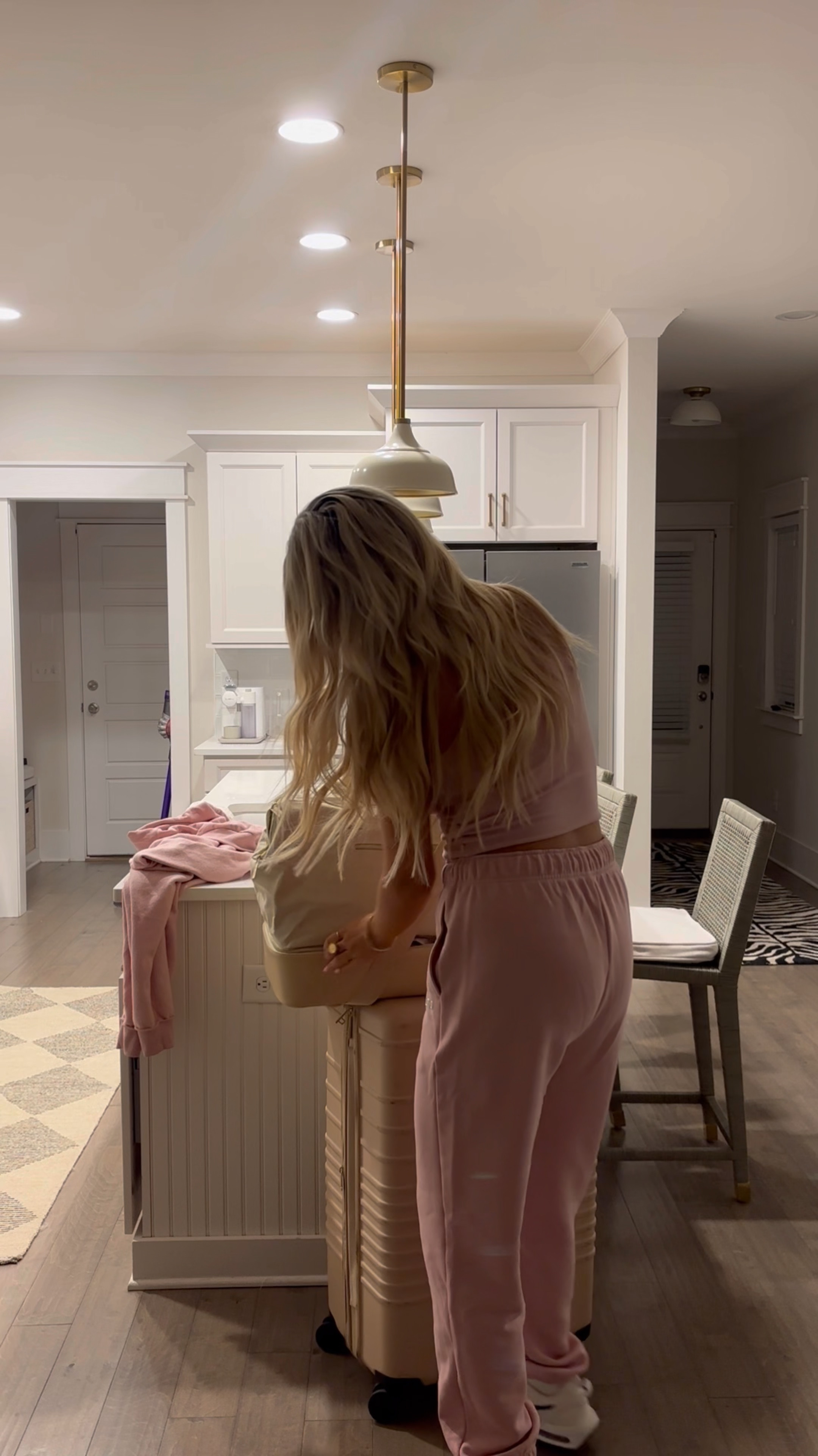 Travel outfit and BEIS luggage!!

Pink sweat set 
Airport outfit 
Travel ootd 

#LTKFindsUnder100 #LTKVideo #LTKTravel