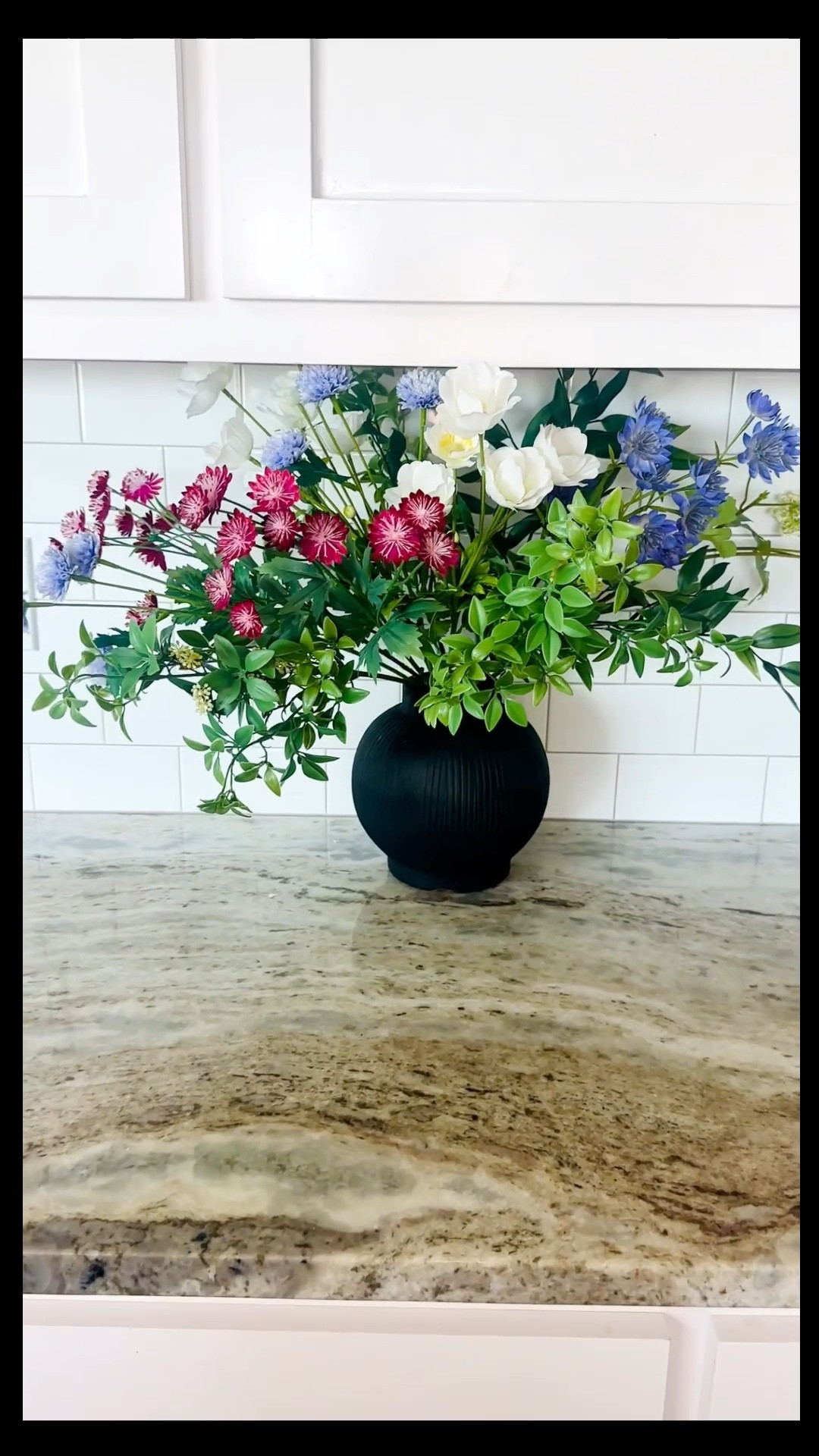 Easy faux floral arrangement for Spring!! 

Florals | faux flowers | Target finds | black vase | kitchen decor 

#LTKSeasonal #LTKStyleTip #LTKWatchNow