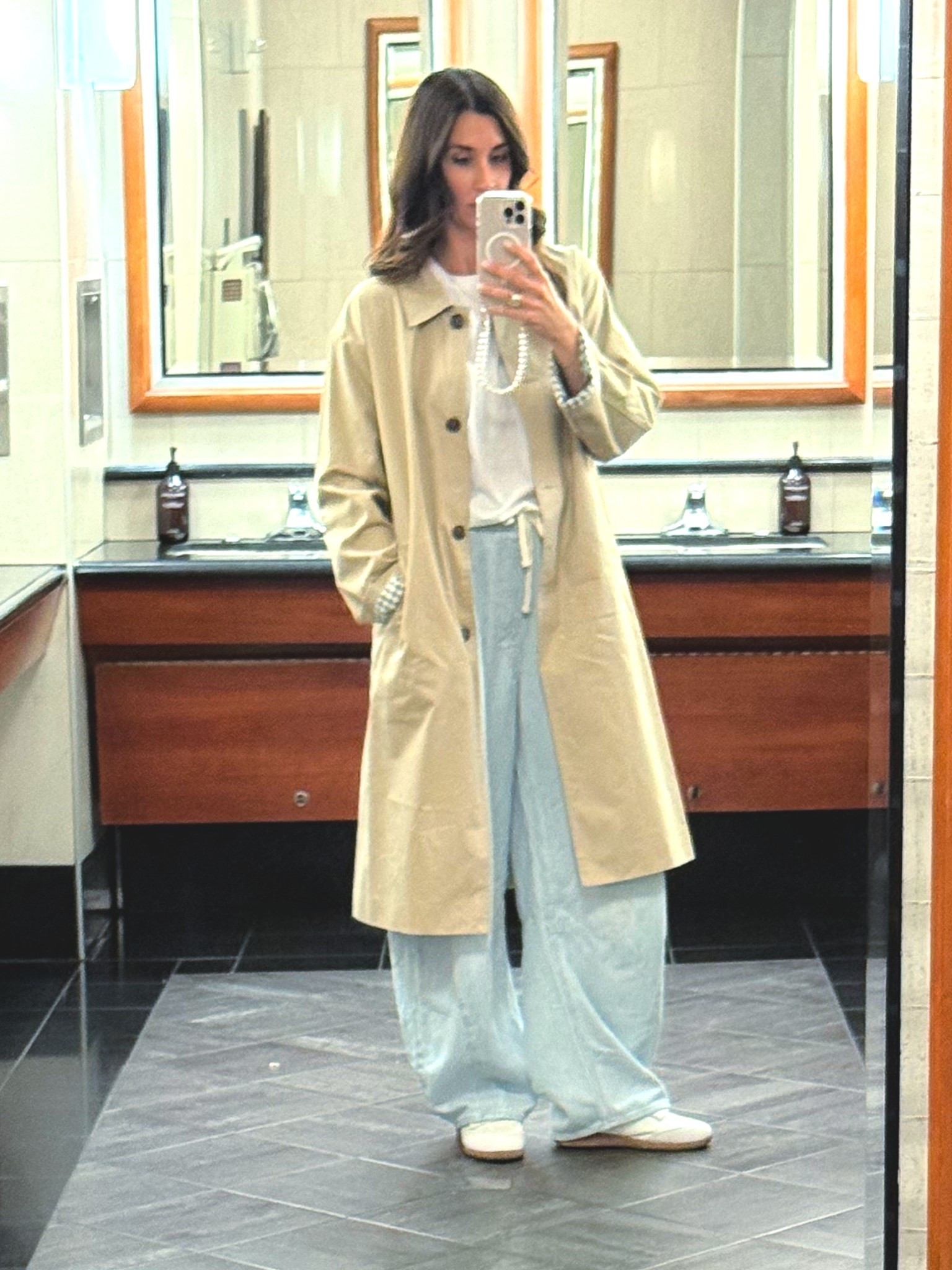 Airport fit. So so comfy, but dressier than sweats :) 

#LTKWorkwear #LTKgrwm #LTKootd