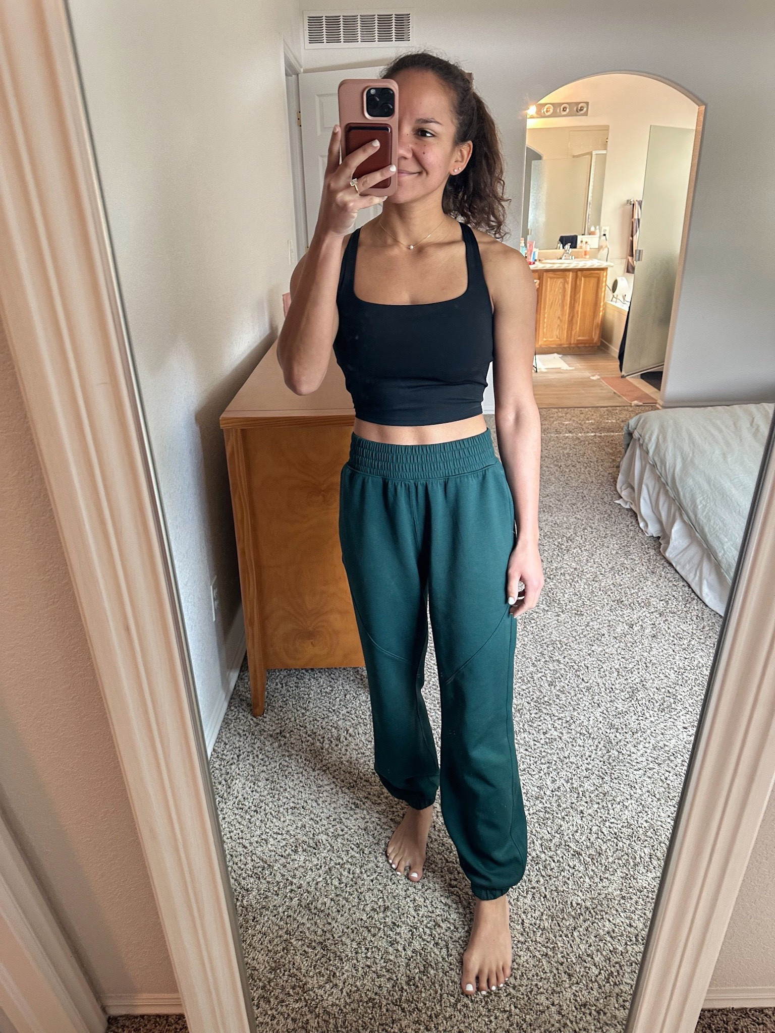 I love this sports bra from Amazon so much I got it in white too!

#amazonfinds #amazonactivewear #sweatpants #ypb #sportsbra #founditonamazon #blacksportsbra #yogasportsbra #abercrombie




#LTKFind #LTKfit #LTKunder50