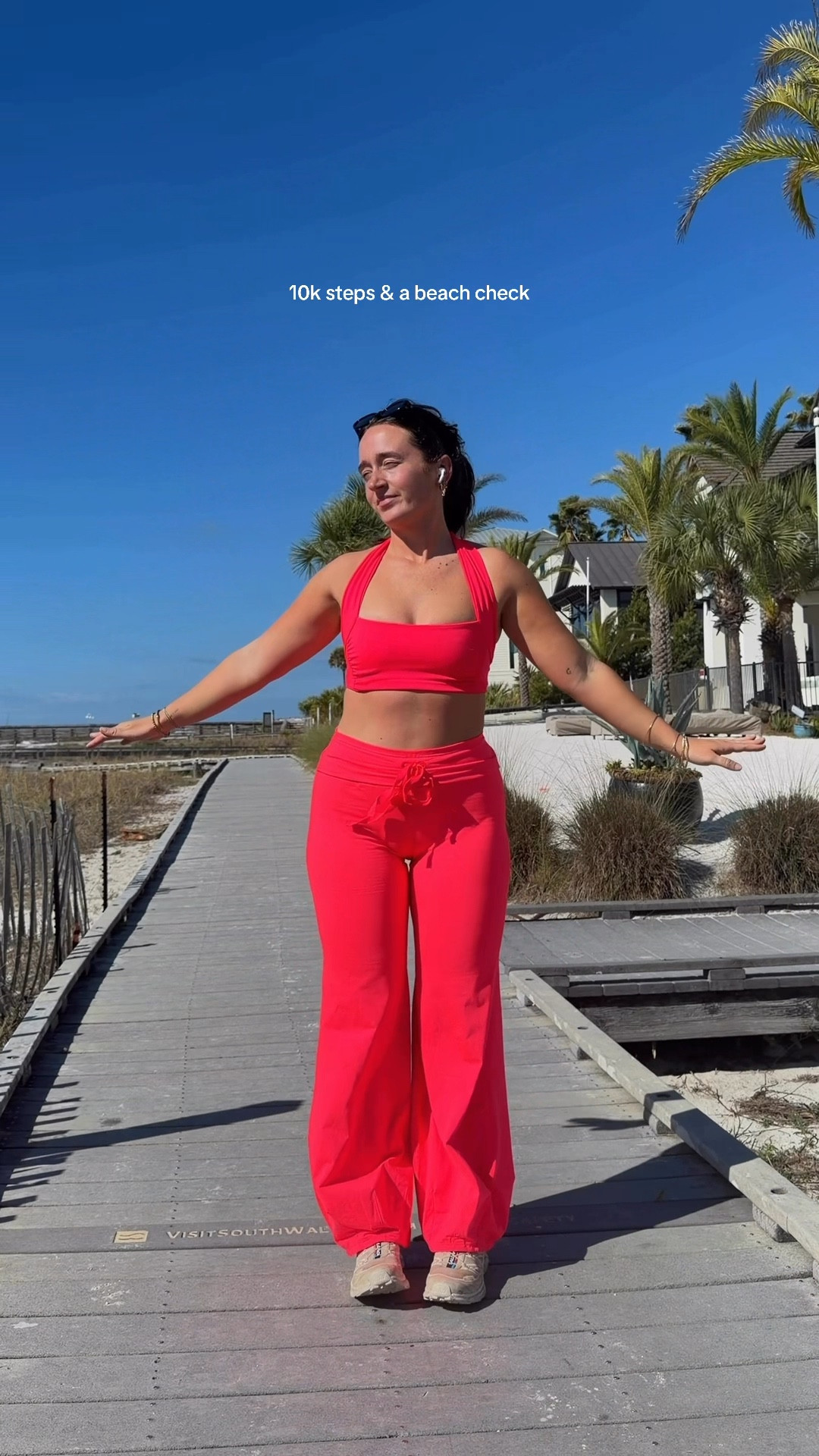 walk ootd 🌺🌺🌺
small top, medium bottom 

#LTKootd #LTKfitnessgoals #LTKmorningroutine