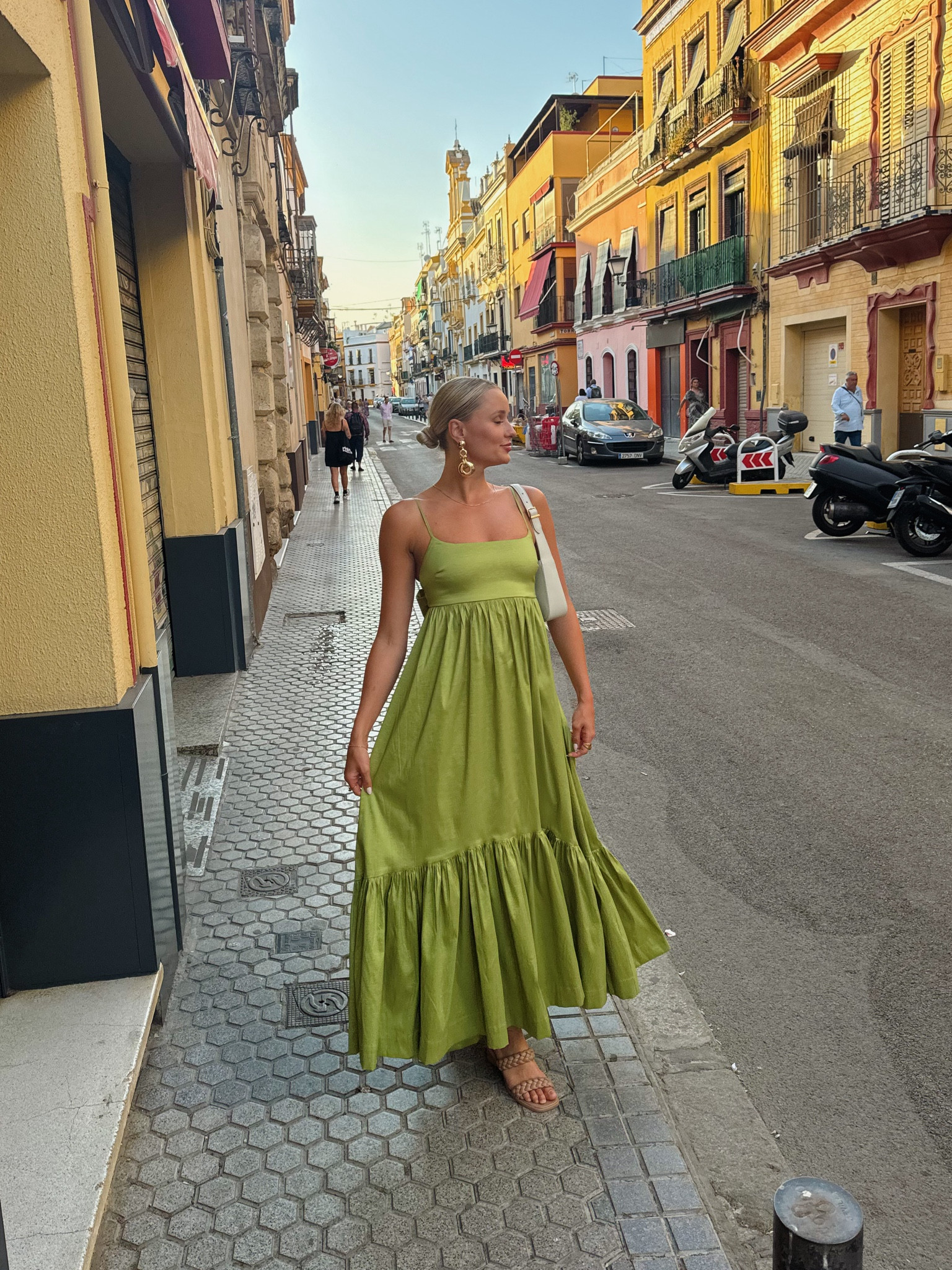 The comfiest dress from Abercrombie I’ll be wearing all summer long! 

#LTKTravel #LTKSeasonal